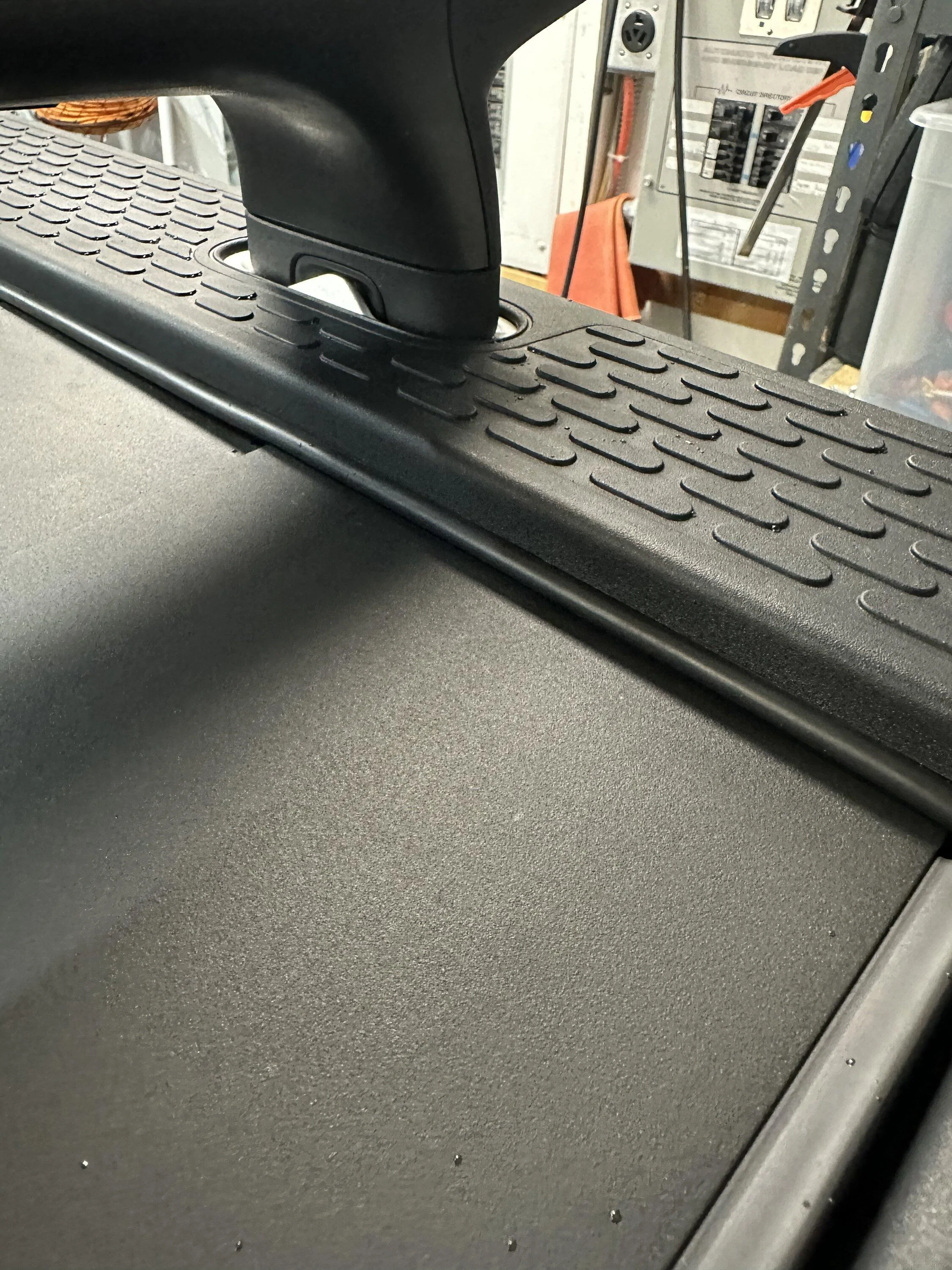 Rivian R1T R1S Jebinc’s tonneau cover winterizing mod 69E4CF28-1B3A-4355-B22F-EF4145DCC4AE