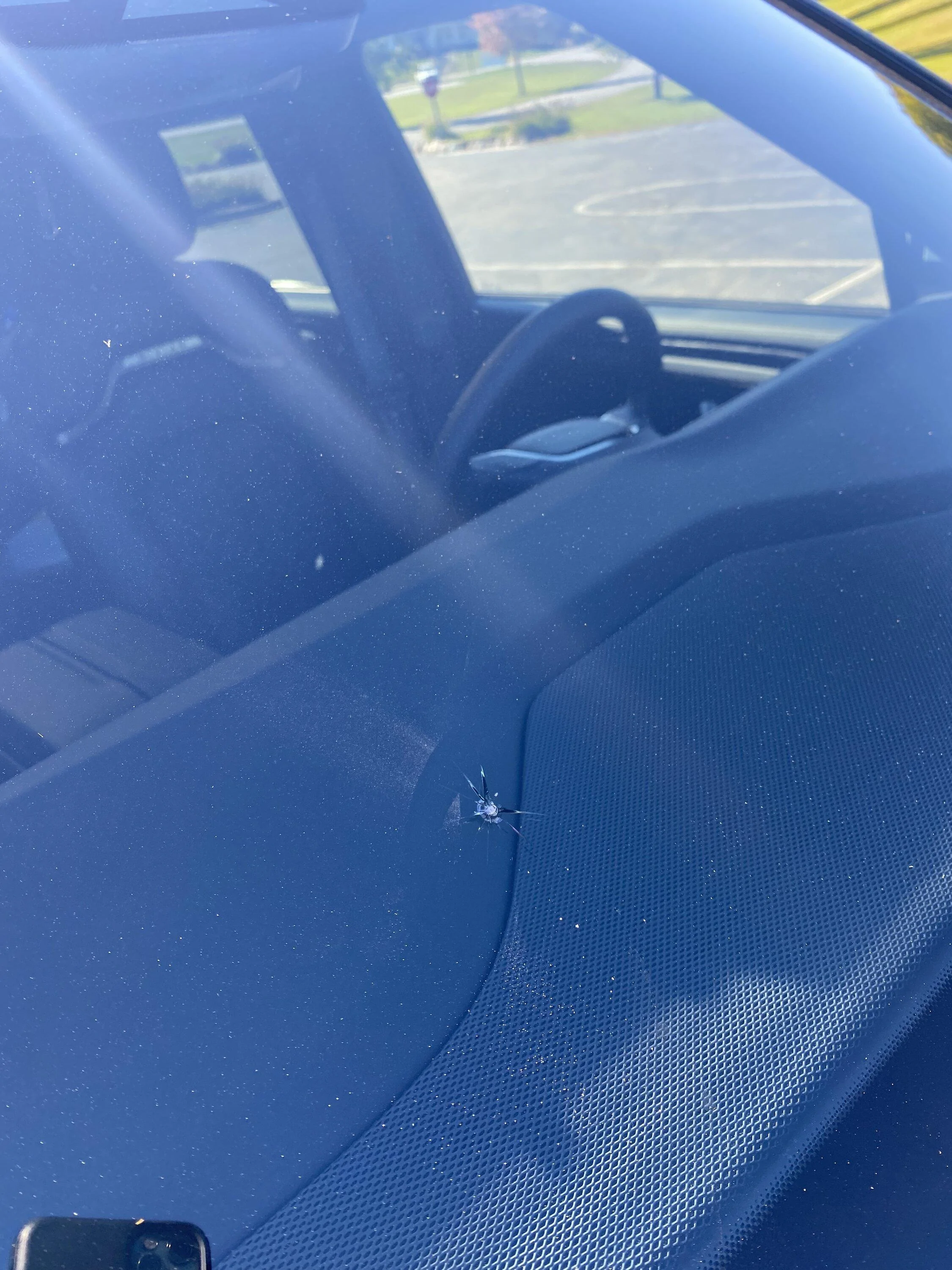 Rivian R1T R1S MA Glass replacement 616C04F8-17F4-4B59-A5B7-B2E56A7A74FF