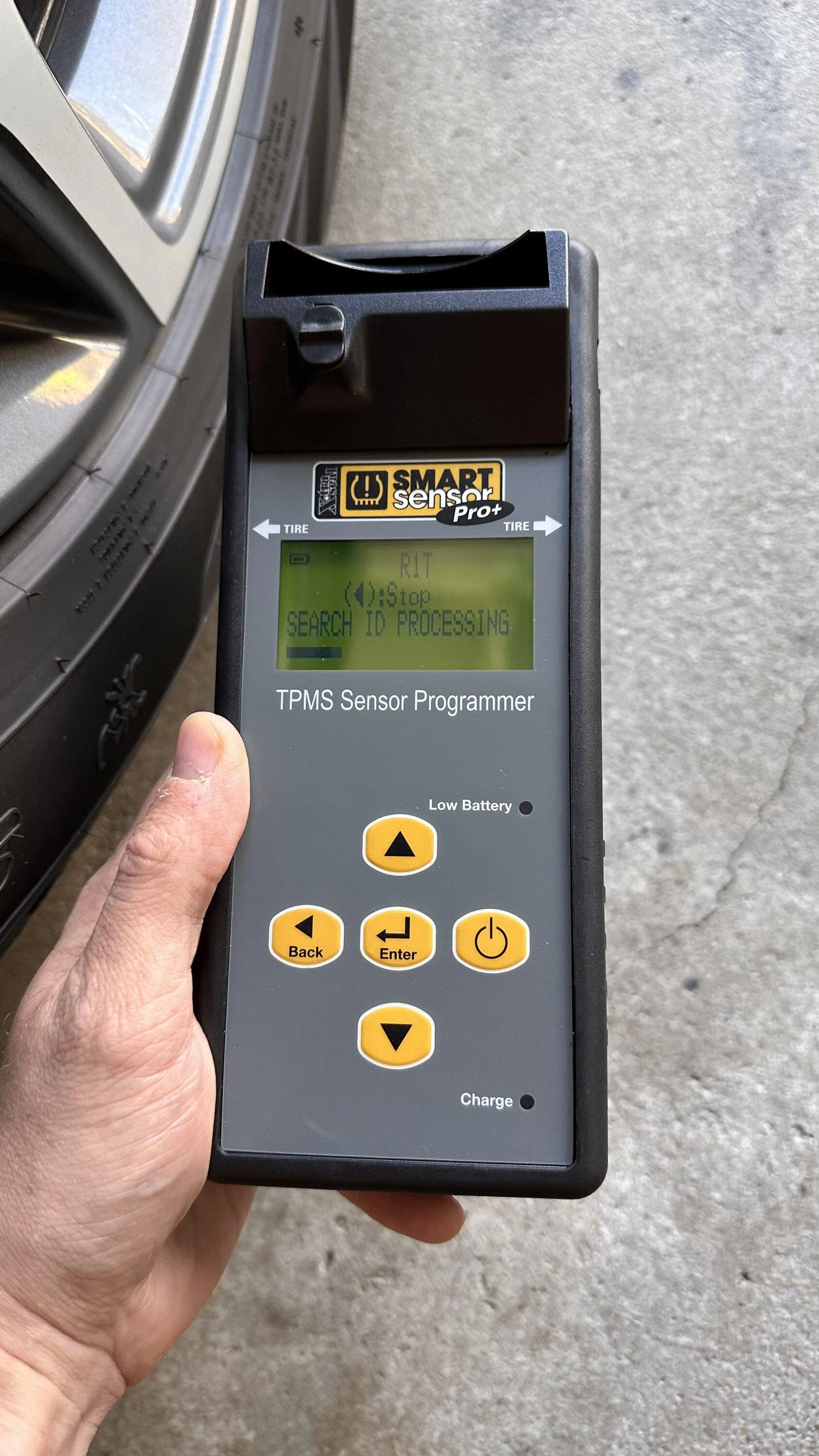 Rivian R1T R1S DIY/How-To: Copy/Clone TPMS 20221103_174818992_iOS