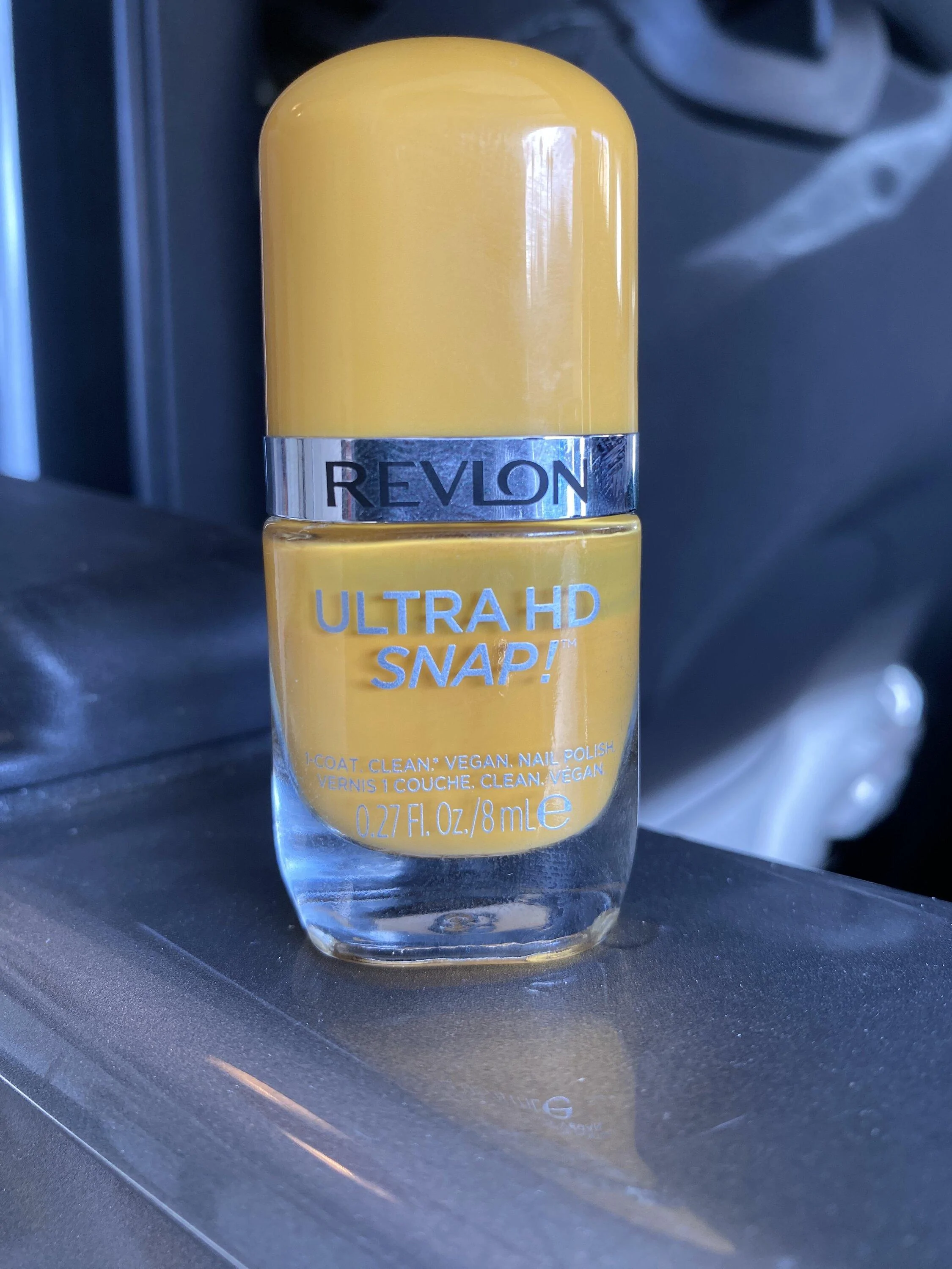 Rivian R1T R1S All Weather Floor Mat Modification - DIY Yellow Rivian Logos 63AF7037-E44E-4849-885E-4CDE52D2A016