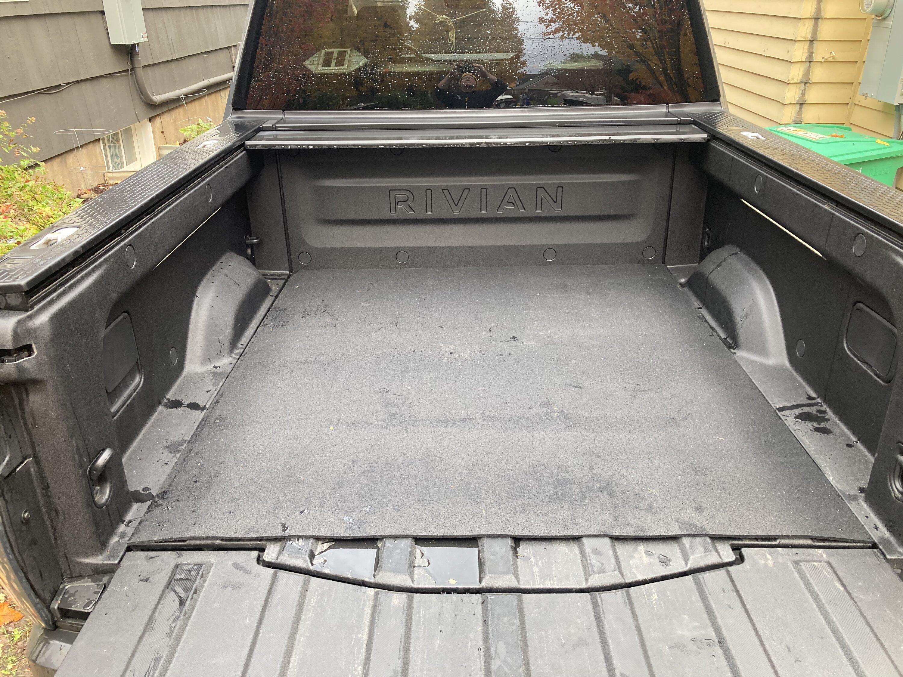 Rivian R1T R1S Jebinc’s rubber bed liner mod tempImage0YOXLK