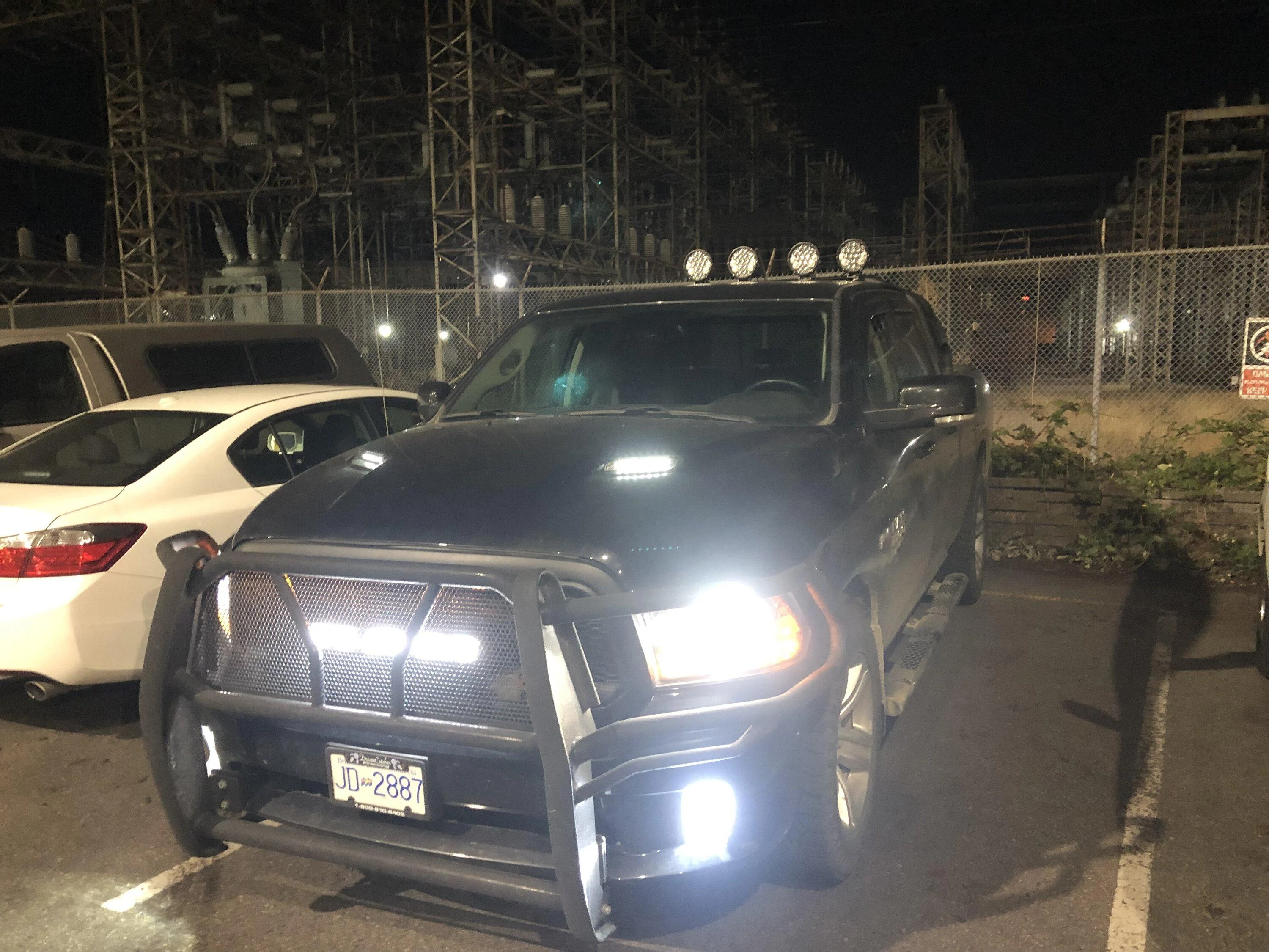 Rivian R1T R1S Coming in hot, new LED Ditch Light setup - wireless control!  For Rivian R1T / R1S 5881DF49-68D4-4FAB-B80B-2CE51AFA5BEE