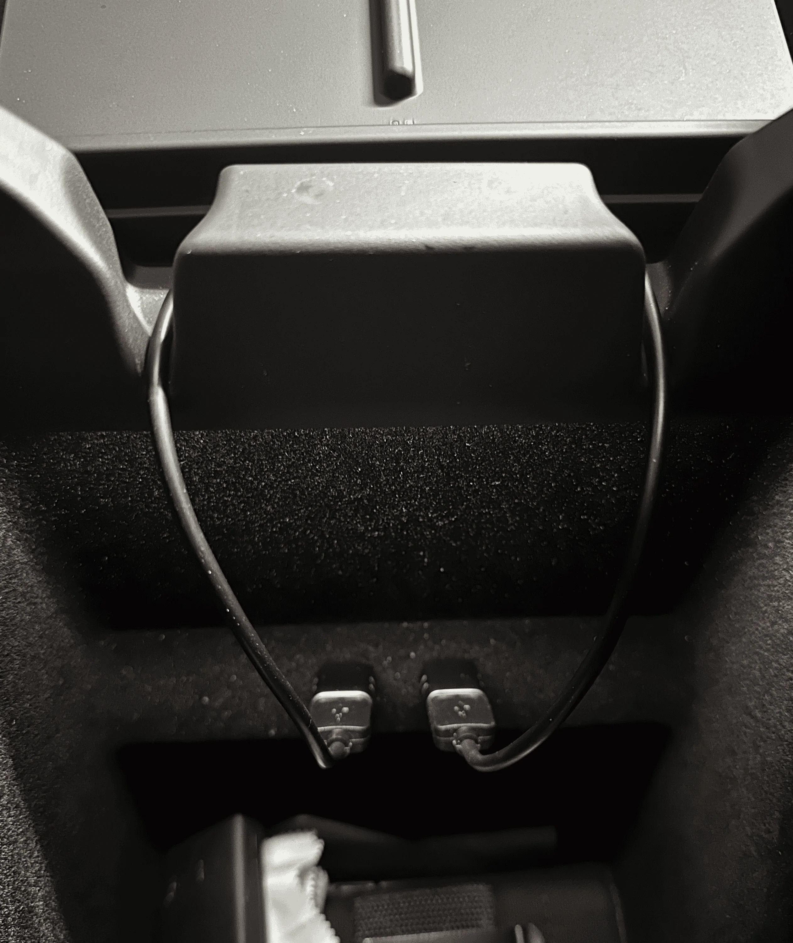 Rivian R1T R1S Jebinc’s Charging pad mod tempImagejIRpB9