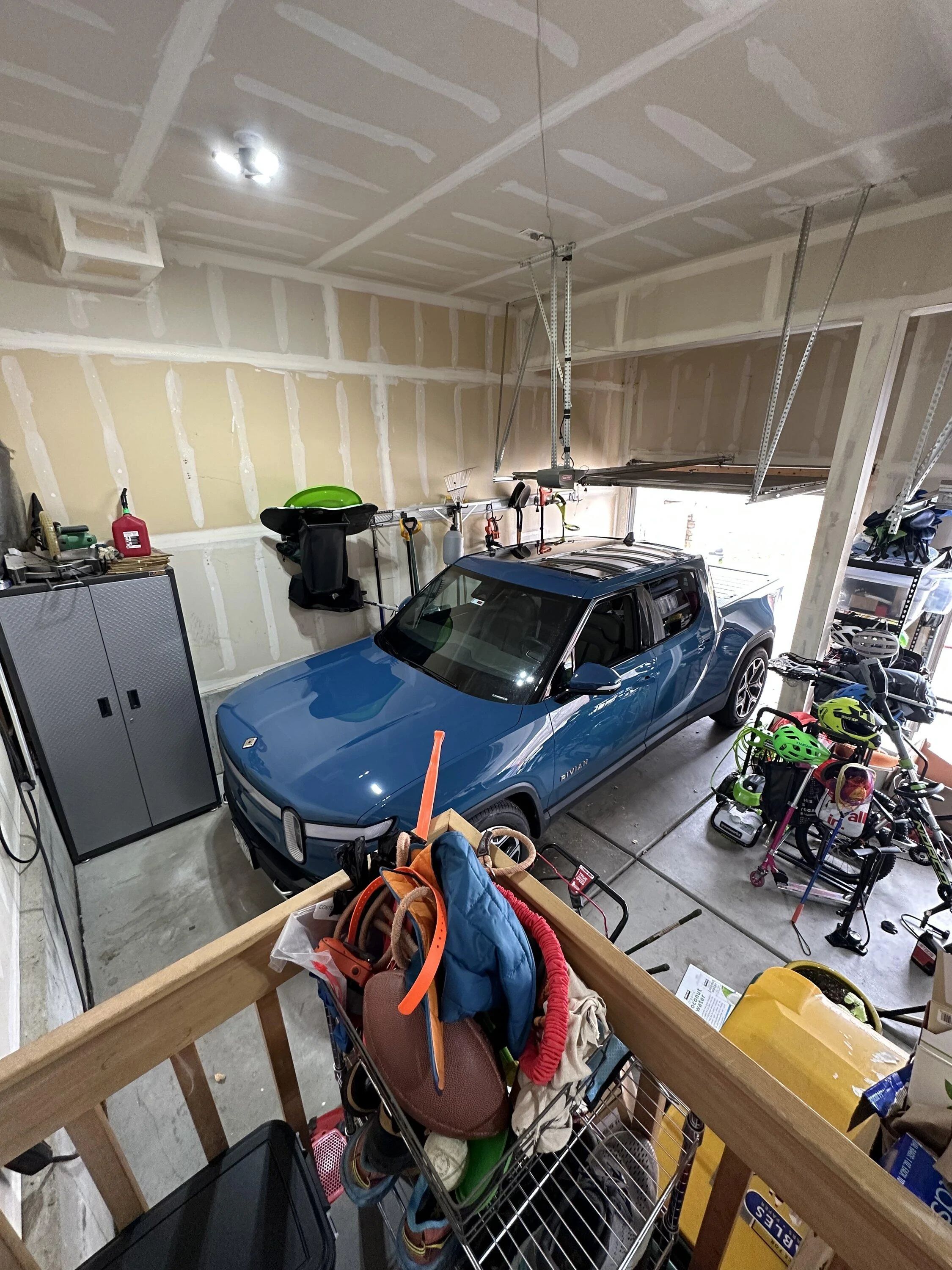 Rivian R1T R1S Colorado Checking In FCA21CEF-7BF7-4C88-8400-A73F7D569CE8