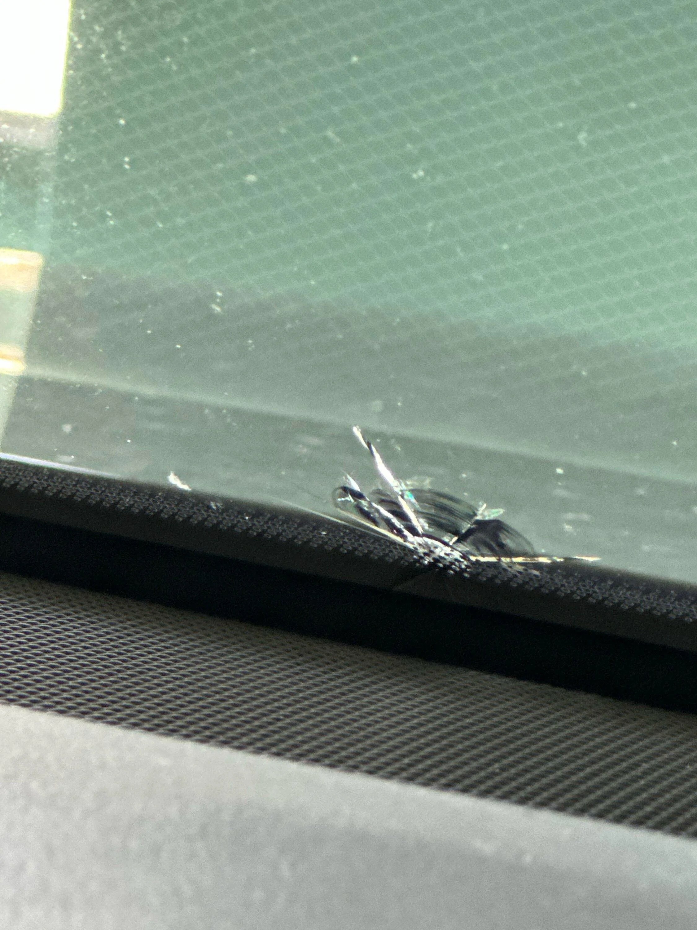 Rivian R1T R1S Can Rivian fix a windshield? 68962714854--5FE73EE9-C78E-478C-AE34-56E1053A95A4