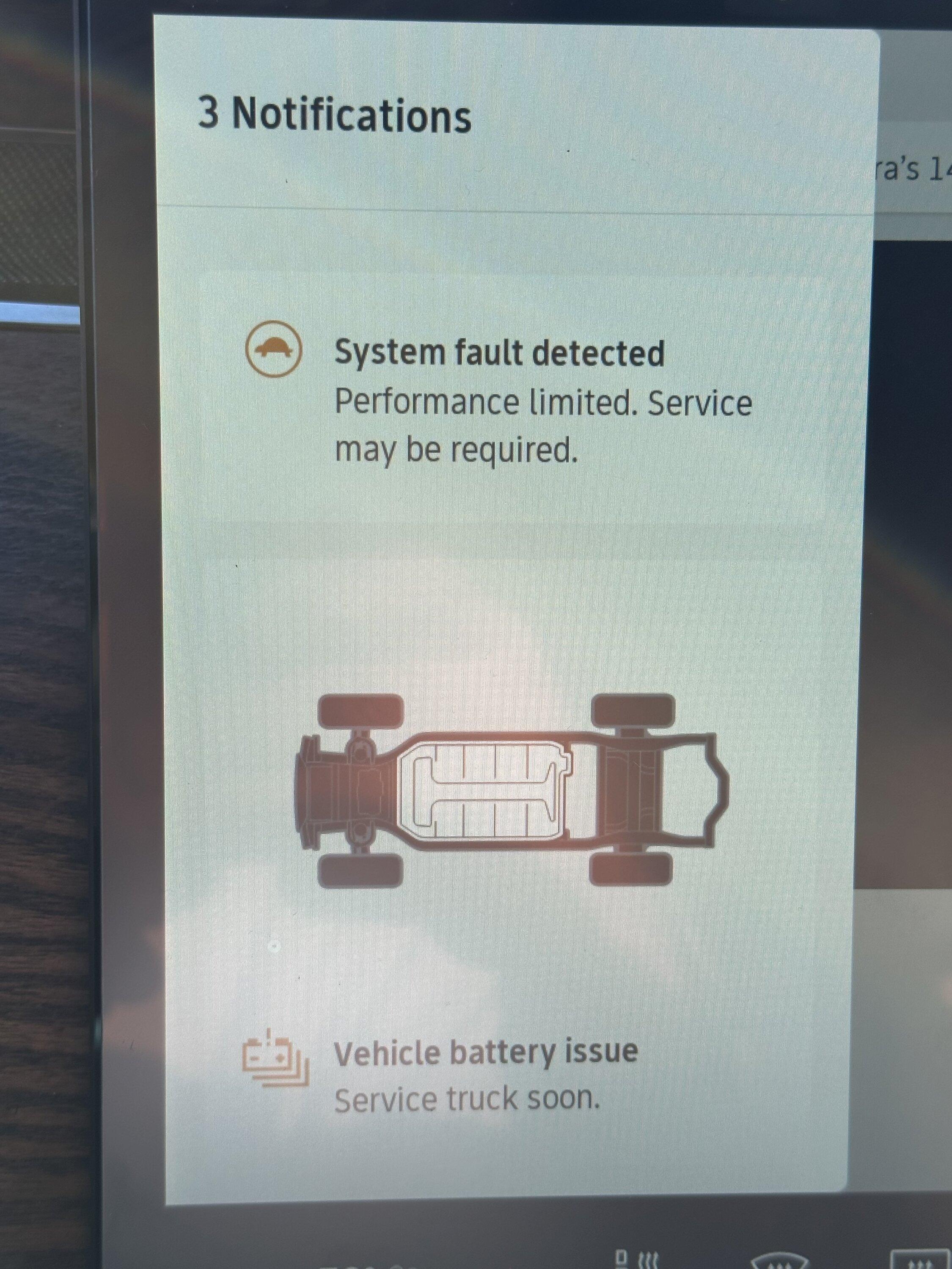 Rivian R1T R1S System Fault Detected Vehicle Battery Issue IMG_0493