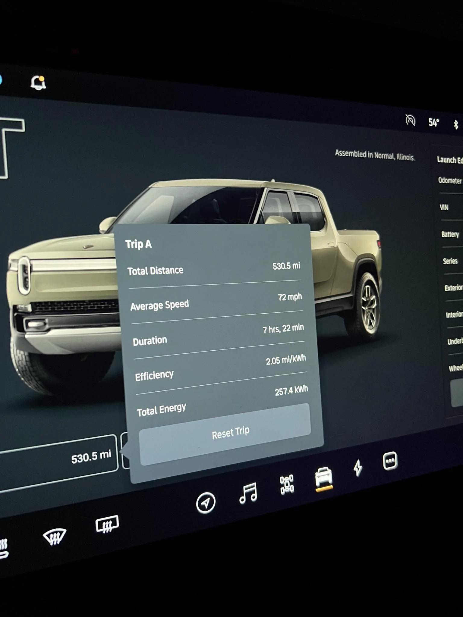 Rivian R1T R1S R1T's range is so impressive, even on 20" tires. Averaged 2.38 mi/kWh on 400 mile road trip F83203F2-B567-4A54-BE12-4CC608CA6A5E