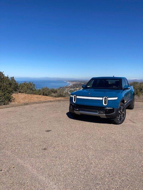 Rivian R1T R1S Took Delivery Yesterday in San Diego - Amazing!! IMG_5010