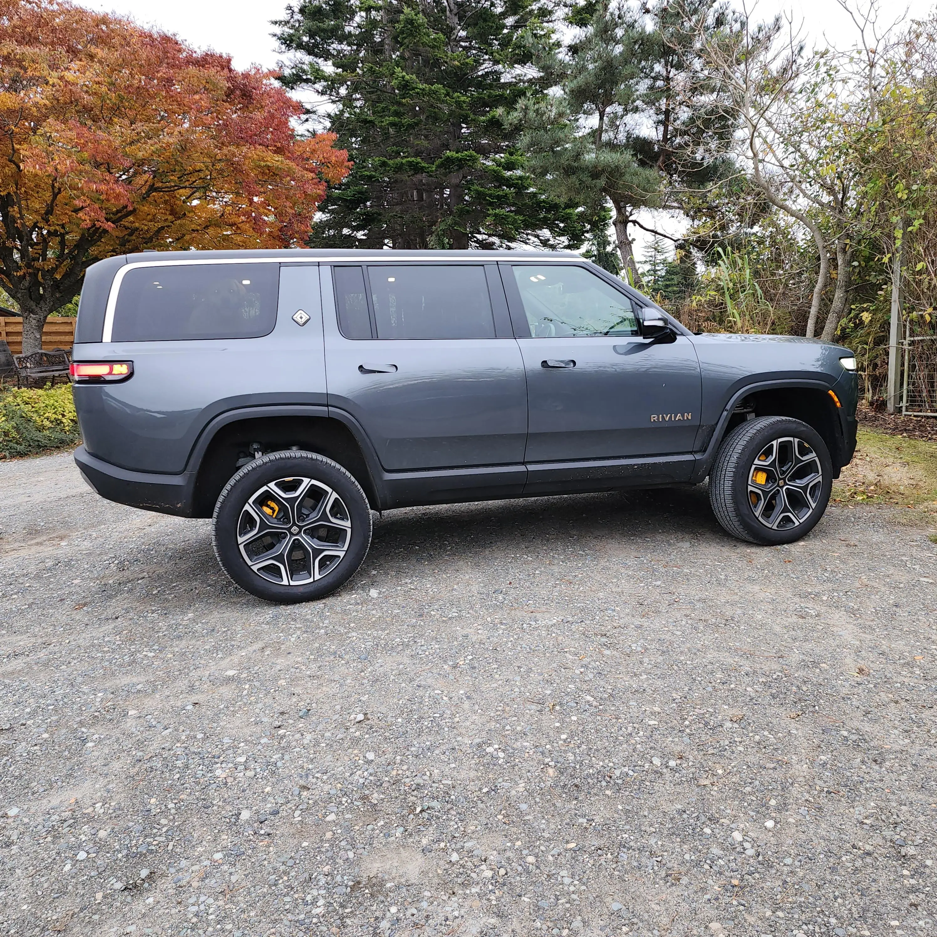 Rivian R1T R1S Camp Mode + Pet Comfort Mode For the Win! 20221111_145220