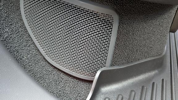 Rivian R1T R1S Best Weather Proof All Weather Floor Mats? sub area sm