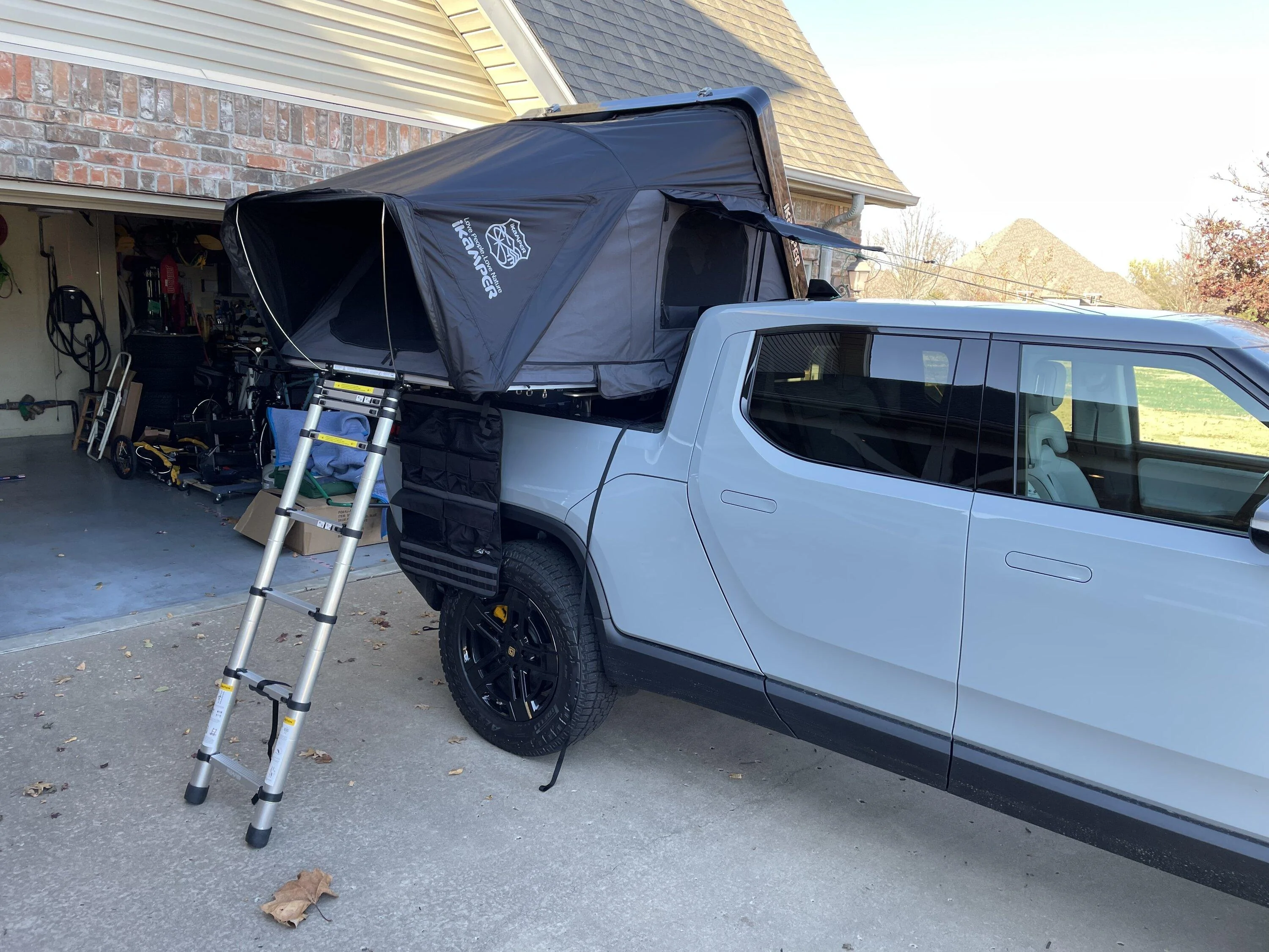 Rivian R1T R1S Non-Rivian rooftop tents 8BDD55FB-DF63-47A3-AB46-C1CB62F772E6
