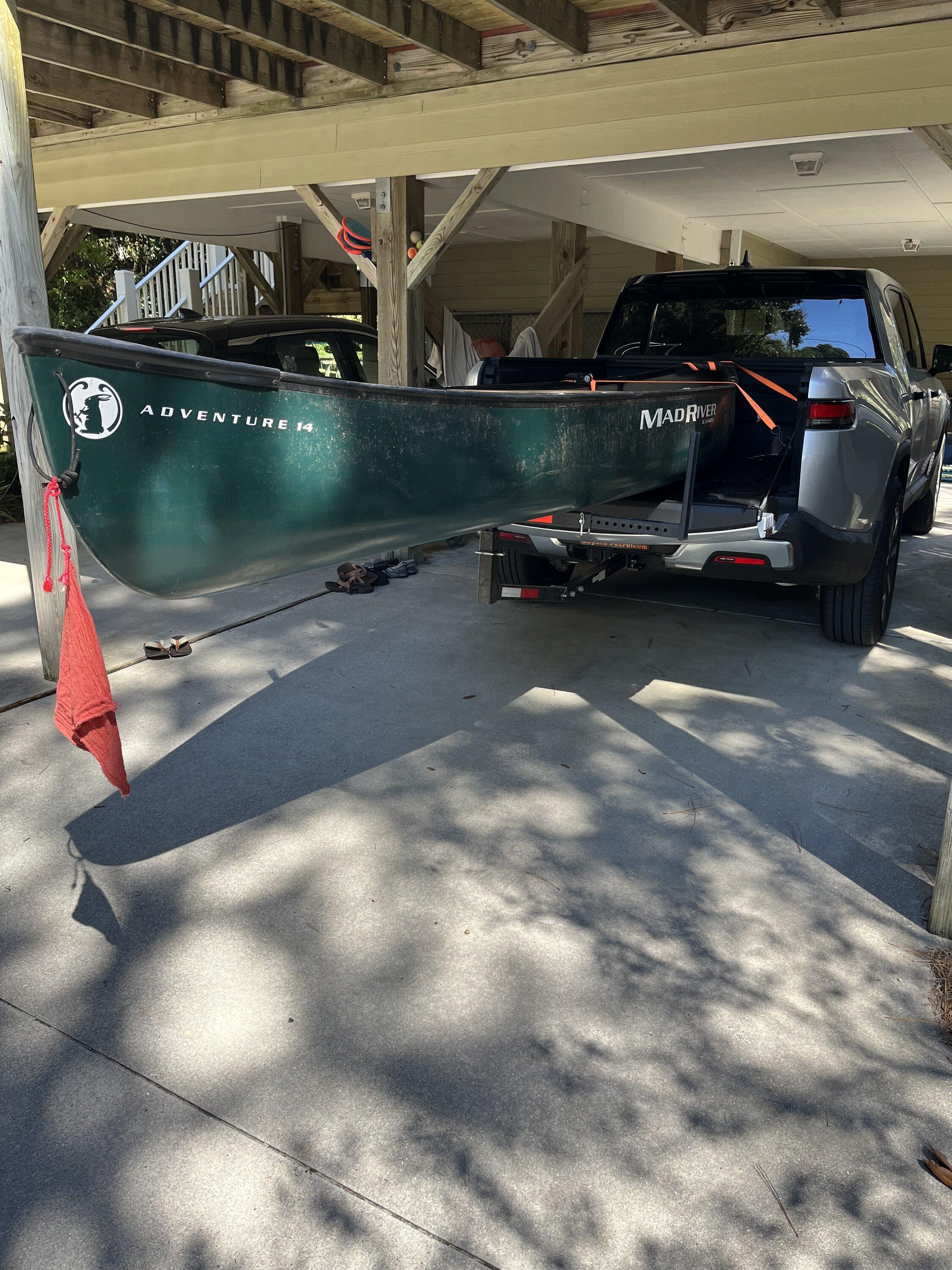 Rivian R1T R1S Comical kayak transport 1668470173159