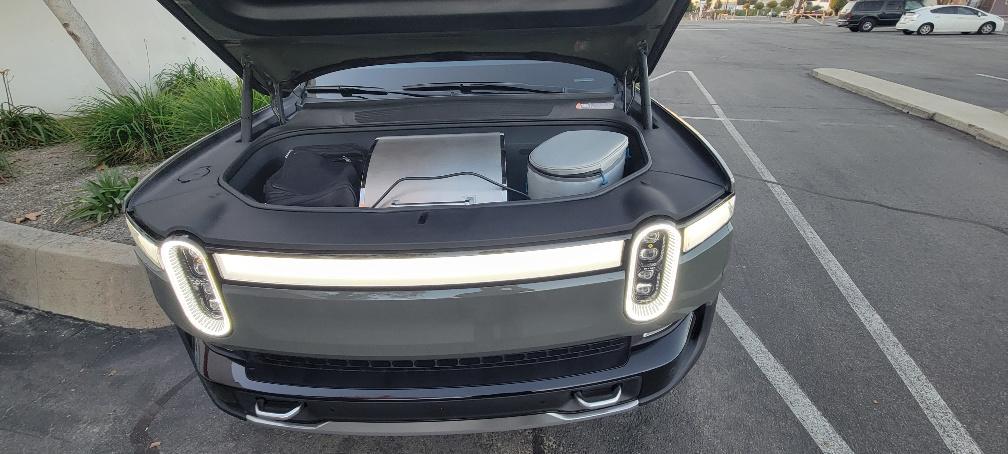 Rivian R1T R1S Camping with R1T and Electric Grill at beach cliff edge 20221116_162511_resized