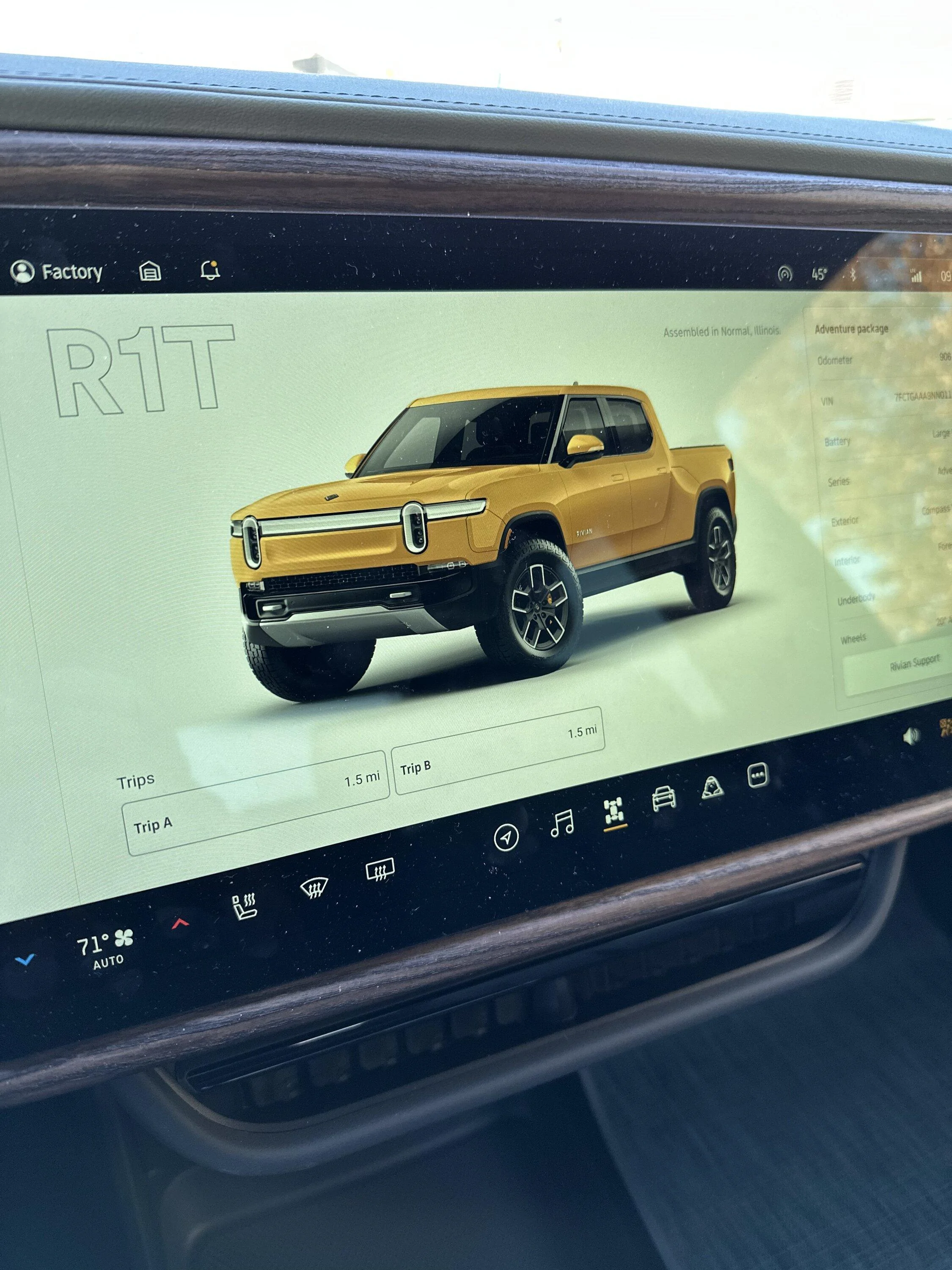 Rivian R1T R1S Jebinc’s first Service Center visit report/experience (@ Bellevue SC) - Part 1 89865ADE-AE1F-4F62-A67E-E2D486E7C4CA