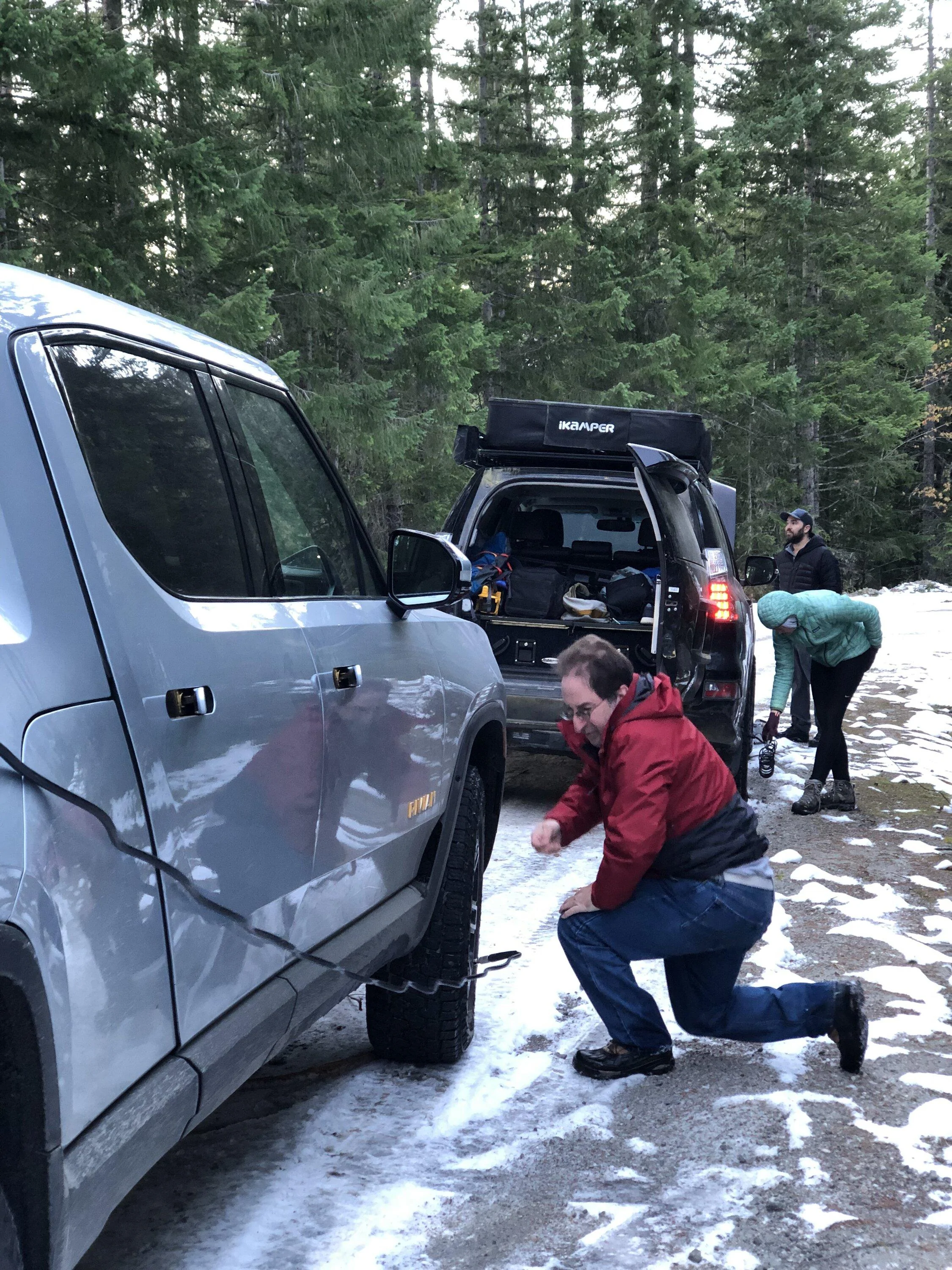 Rivian R1T R1S Playing on the Tonga Ridge OHV trail and performing first vehicle recovery with my R1T 5F9AE6AB-47FD-4757-A731-73D987D55405