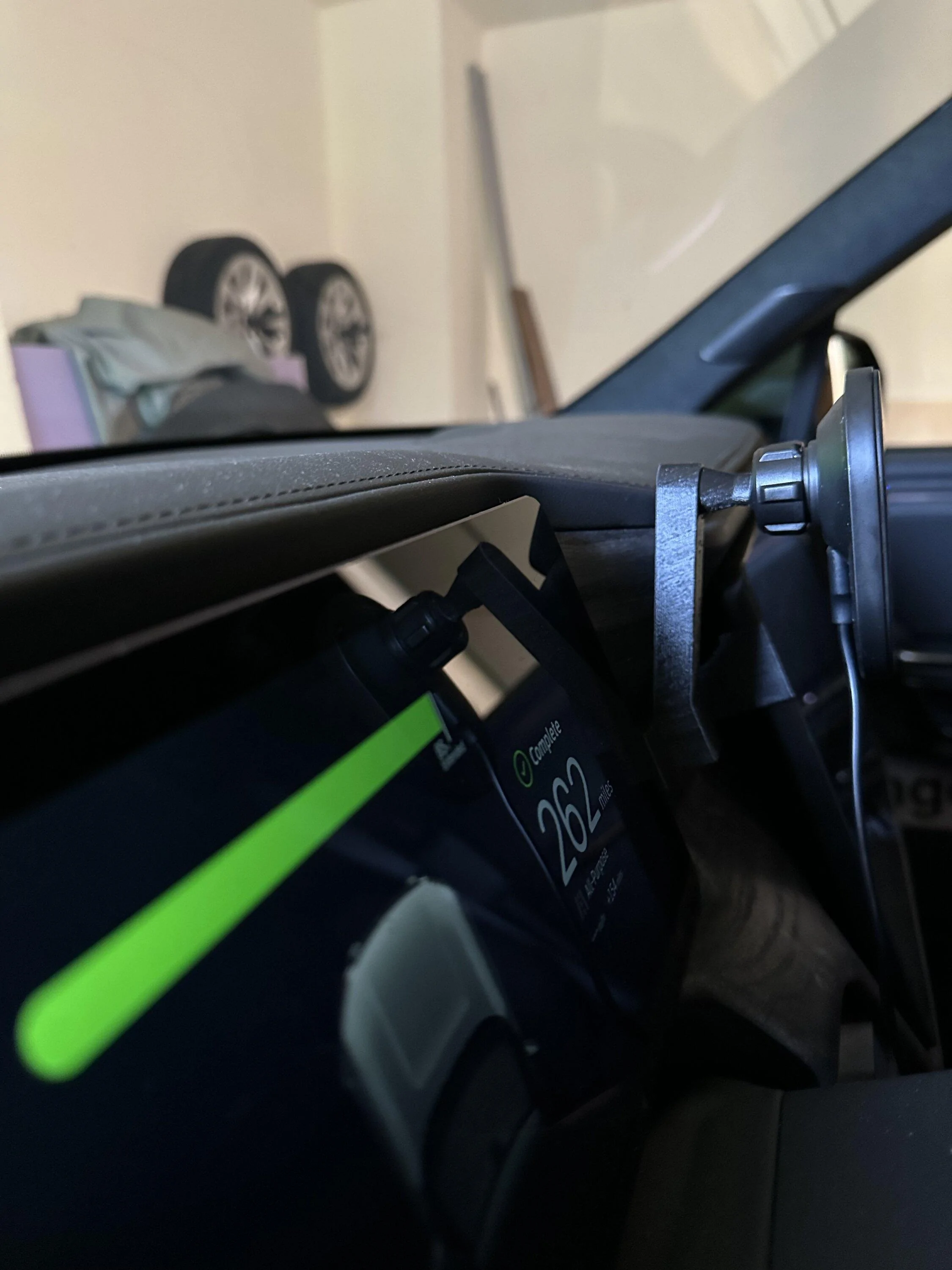 Rivian R1T R1S NEW - RIVIPARTS Cell Phone Ball Mount PRO IMG_2976
