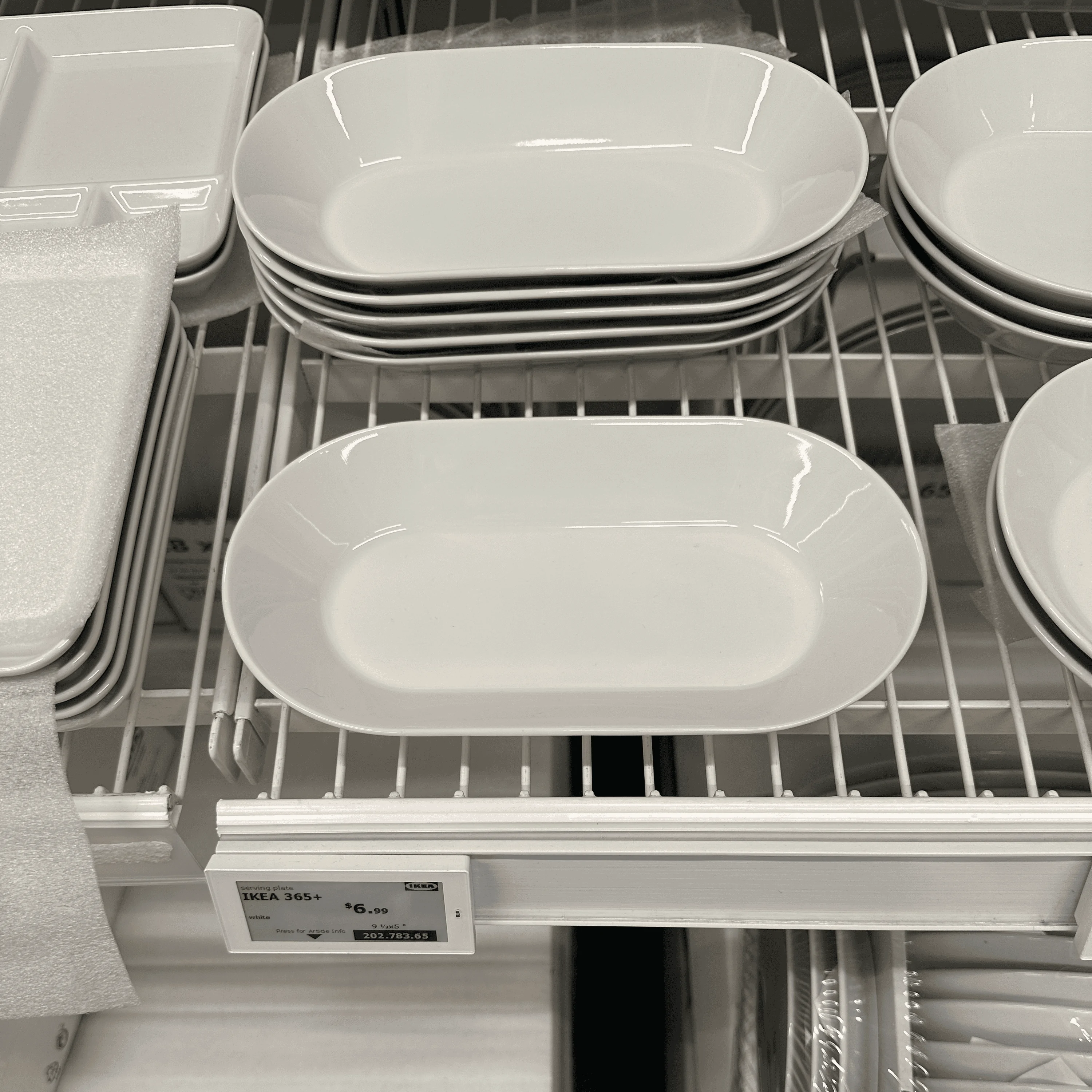 Rivian R1T R1S If anyone wants a Rivian-themed serving dish... IMG_1510