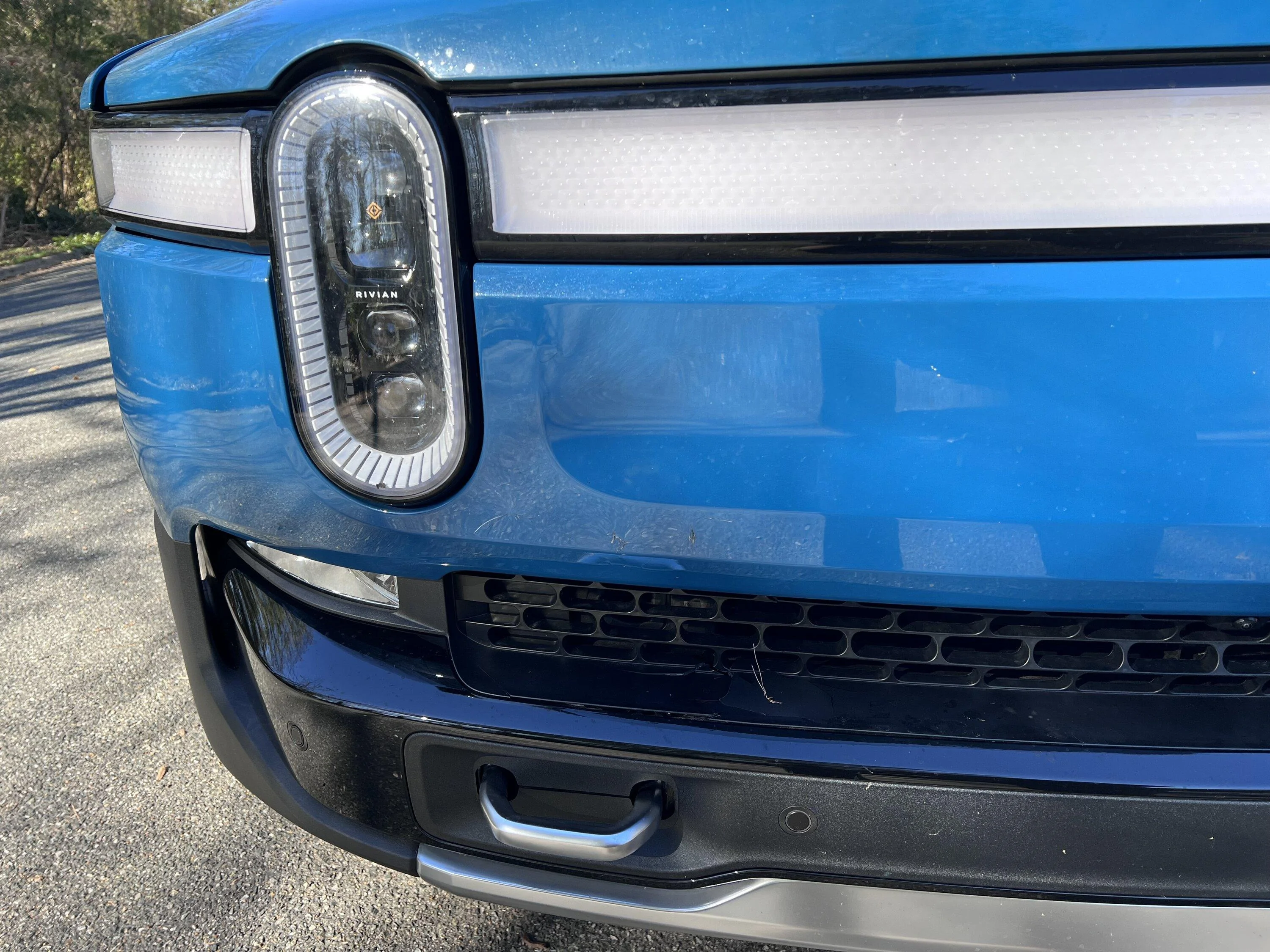 Rivian R1T R1S 10 day young R1T encounter vs Deer @ 40 MPH - damage report & photos IMG_1927