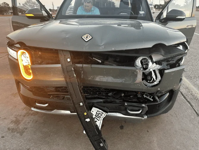 Rivian R1T R1S 10 day young R1T encounter vs Deer @ 40 MPH - damage report & photos 1669155221264