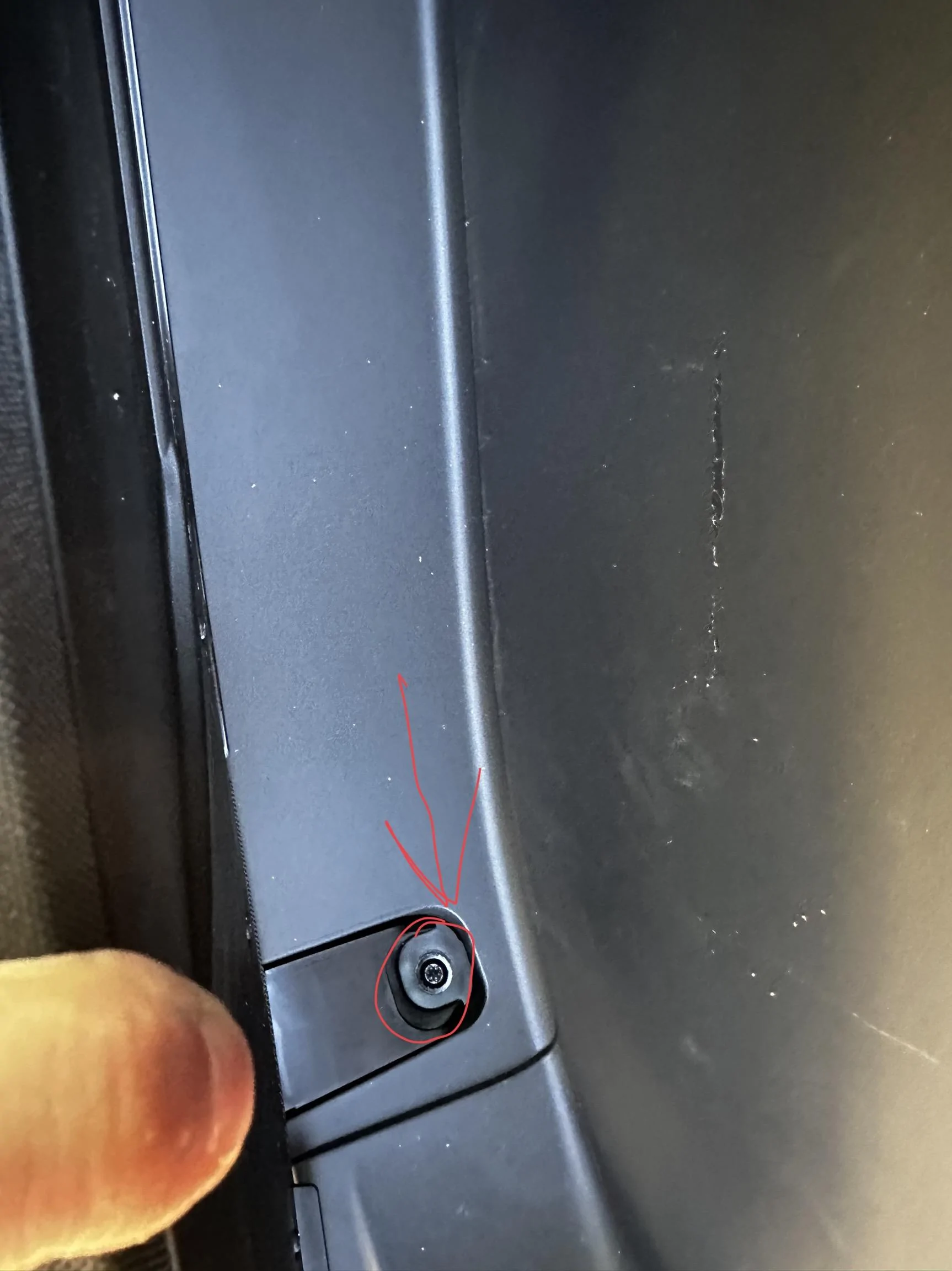 Rivian R1T R1S Interior Door Panel Removal Instructions? 78CA76C3-235E-4DC1-9E48-BEDCBC78666F