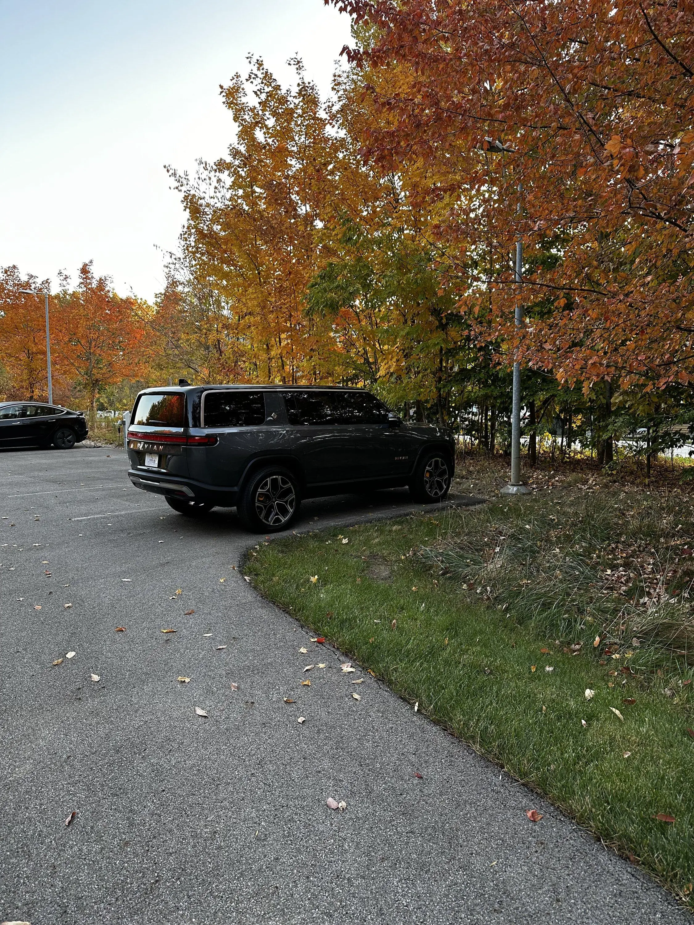 Rivian R1T R1S R1S big butt - is it an issue for owners tempImageTyEgzJ