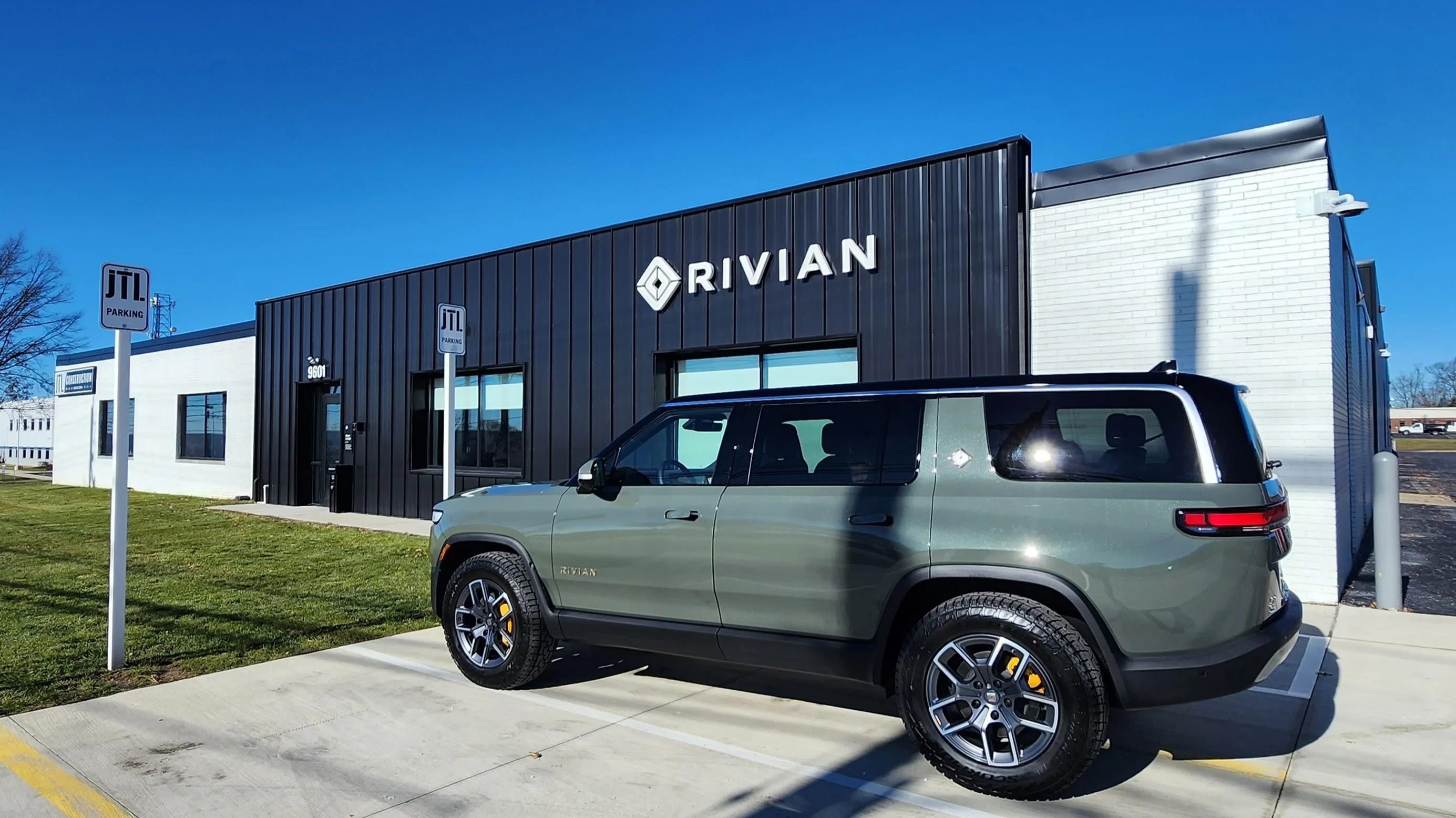 Rivian R1T R1S Anyone from Ohio? 20221126_121803