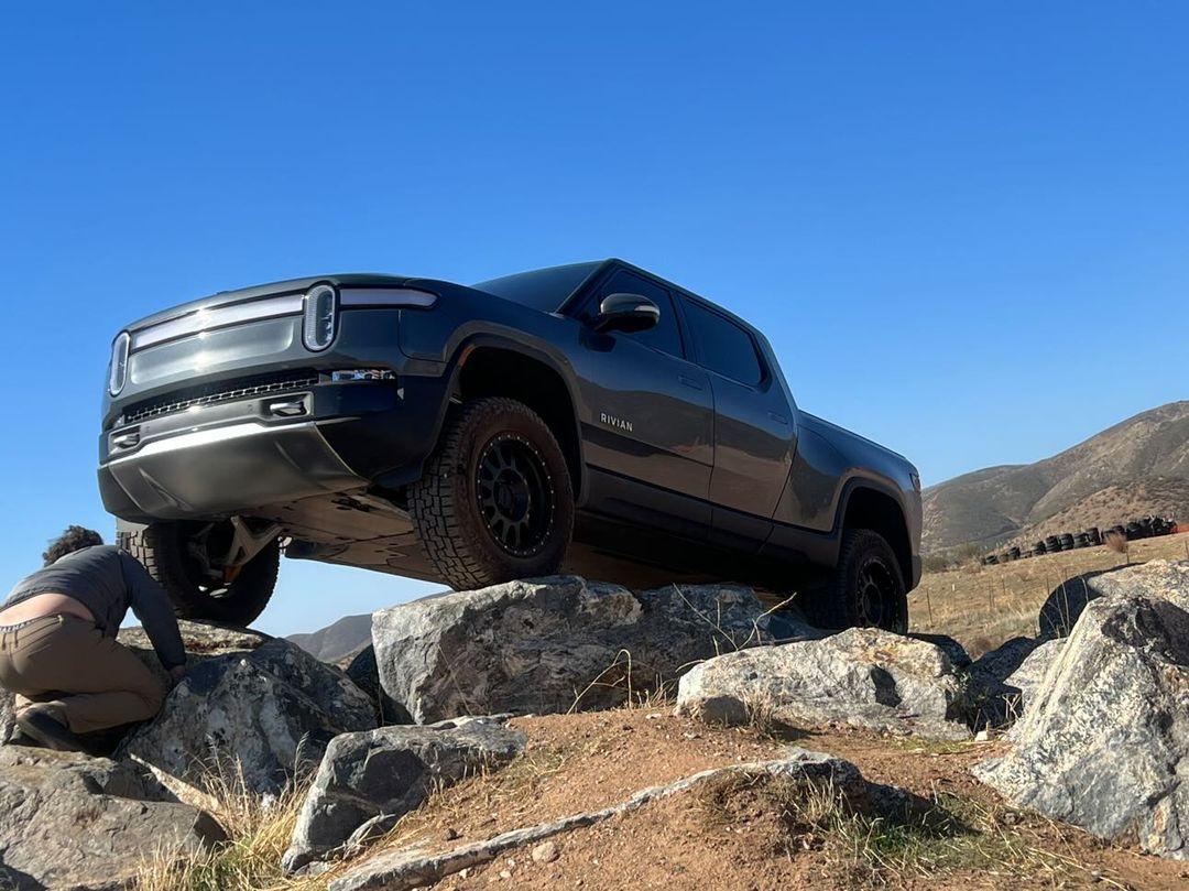 Rivian R1T R1S New 20" Aftermarket Wheel Options from Method Race Wheels and Fuel Off-Road Now Available at Electruck4x4.com 317660010_514517747390971_8087719467489274858_n