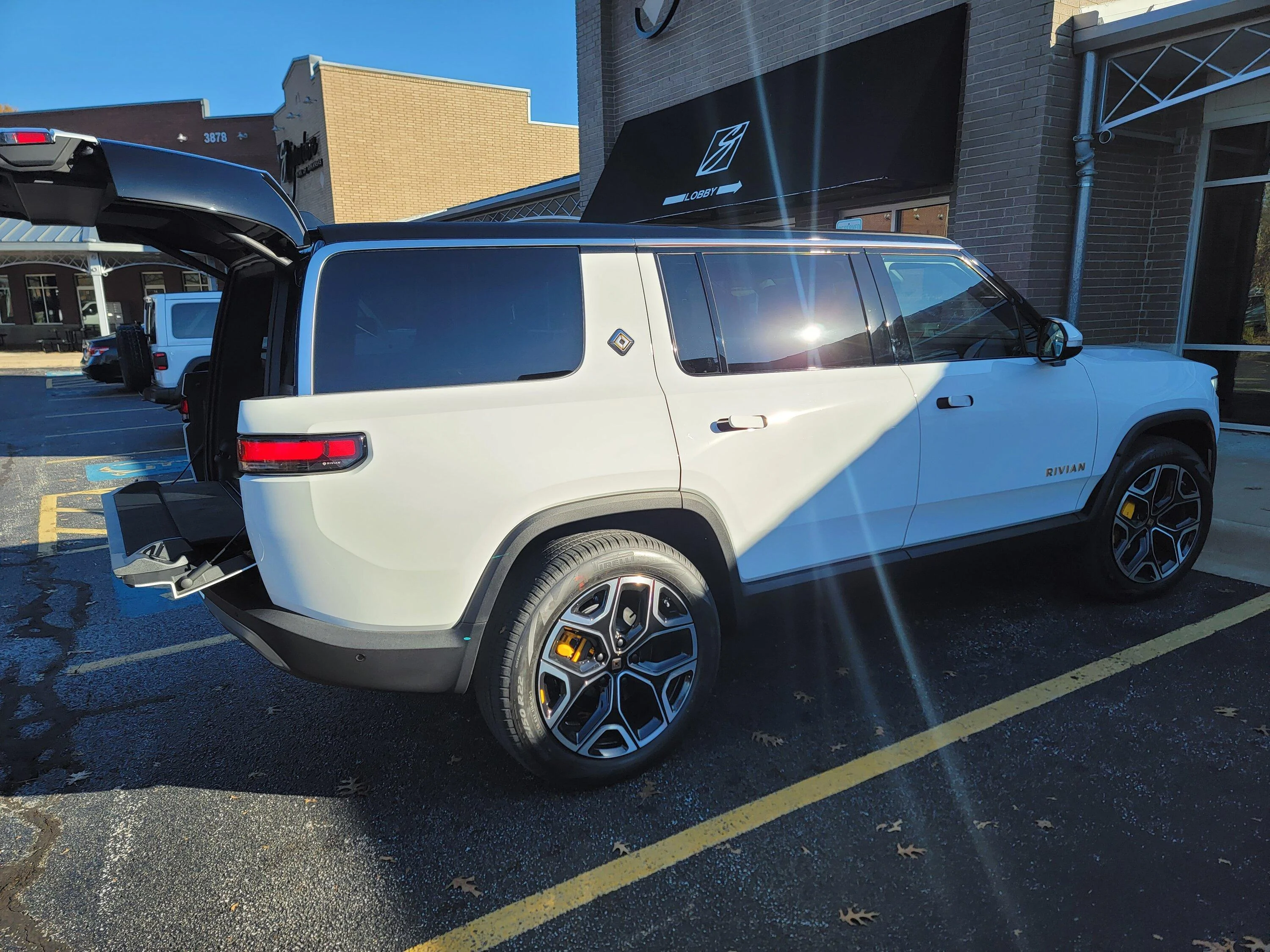 Rivian R1T R1S Arkansas 20221201_092335