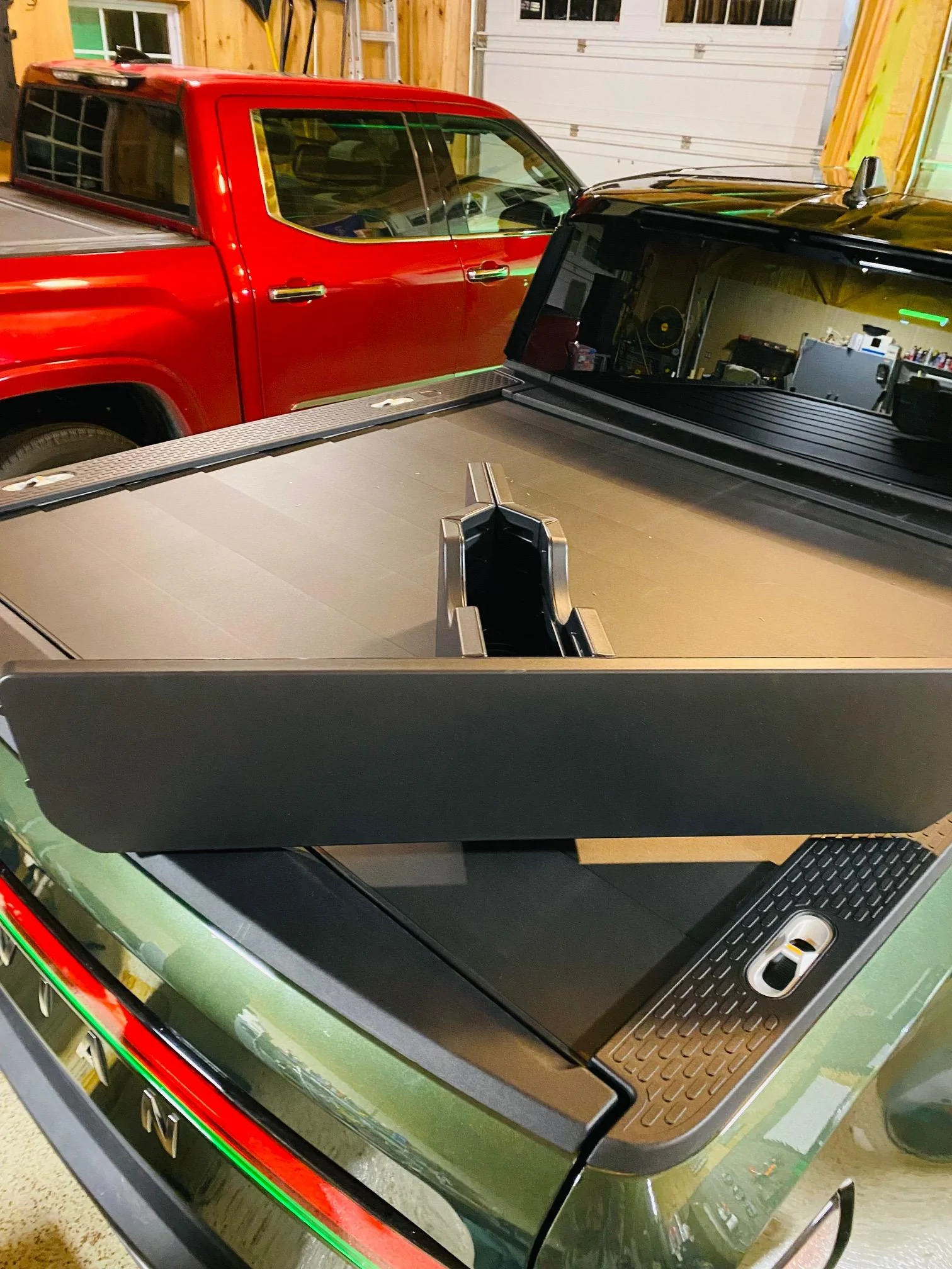 Rivian R1T R1S SOLD - R1T 295 miles PPF Wrapped Rivian Spare tire divider_1