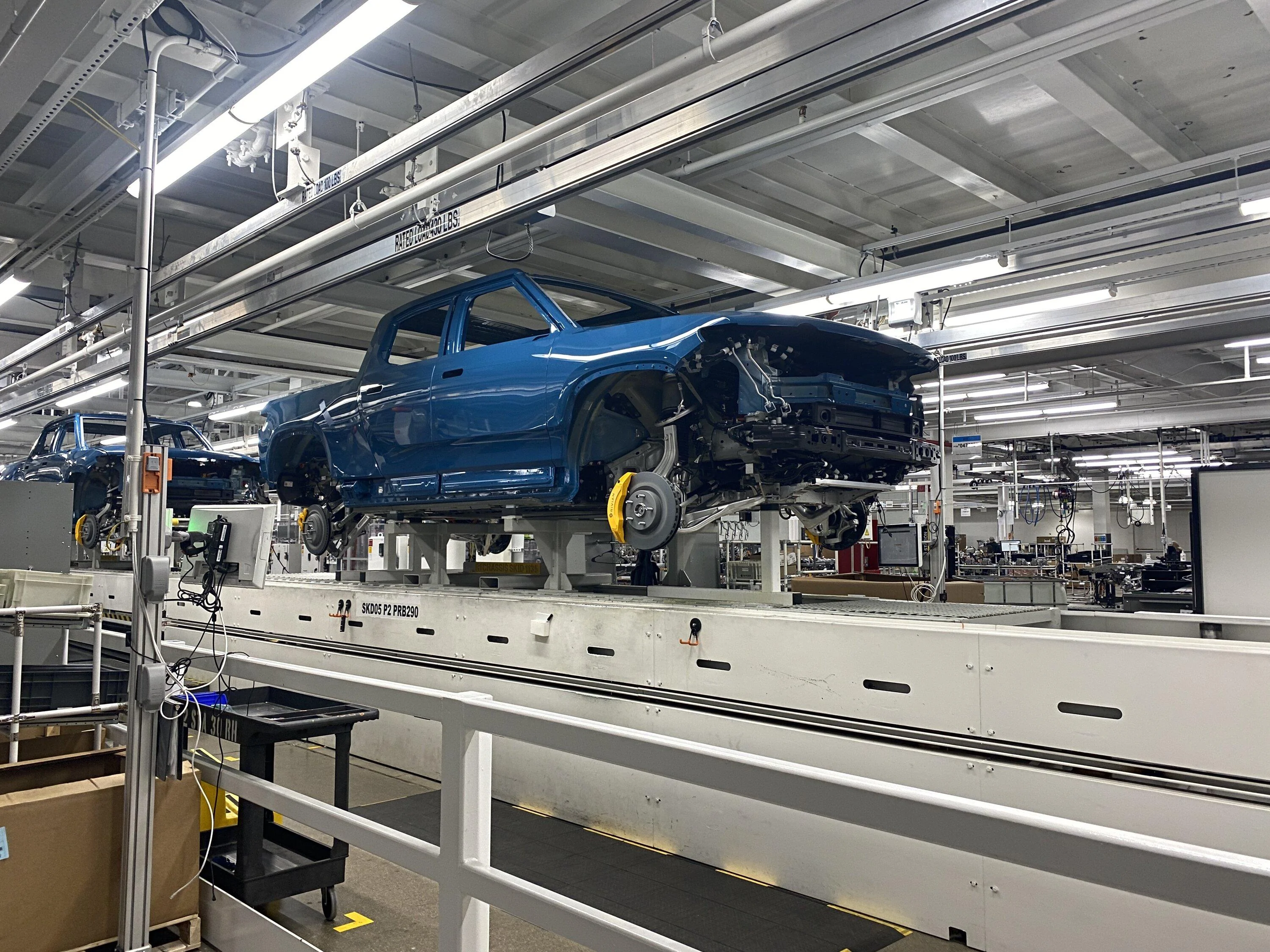 Rivian R1T R1S Rivian Holiday Family Day - Our self guided tour of the factory floor (Photos) A498096B-D5DF-4299-B45F-87E3EF37BFE0
