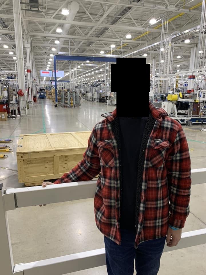 Rivian R1T R1S Rivian Holiday Family Day - Our self guided tour of the factory floor (Photos) 6-