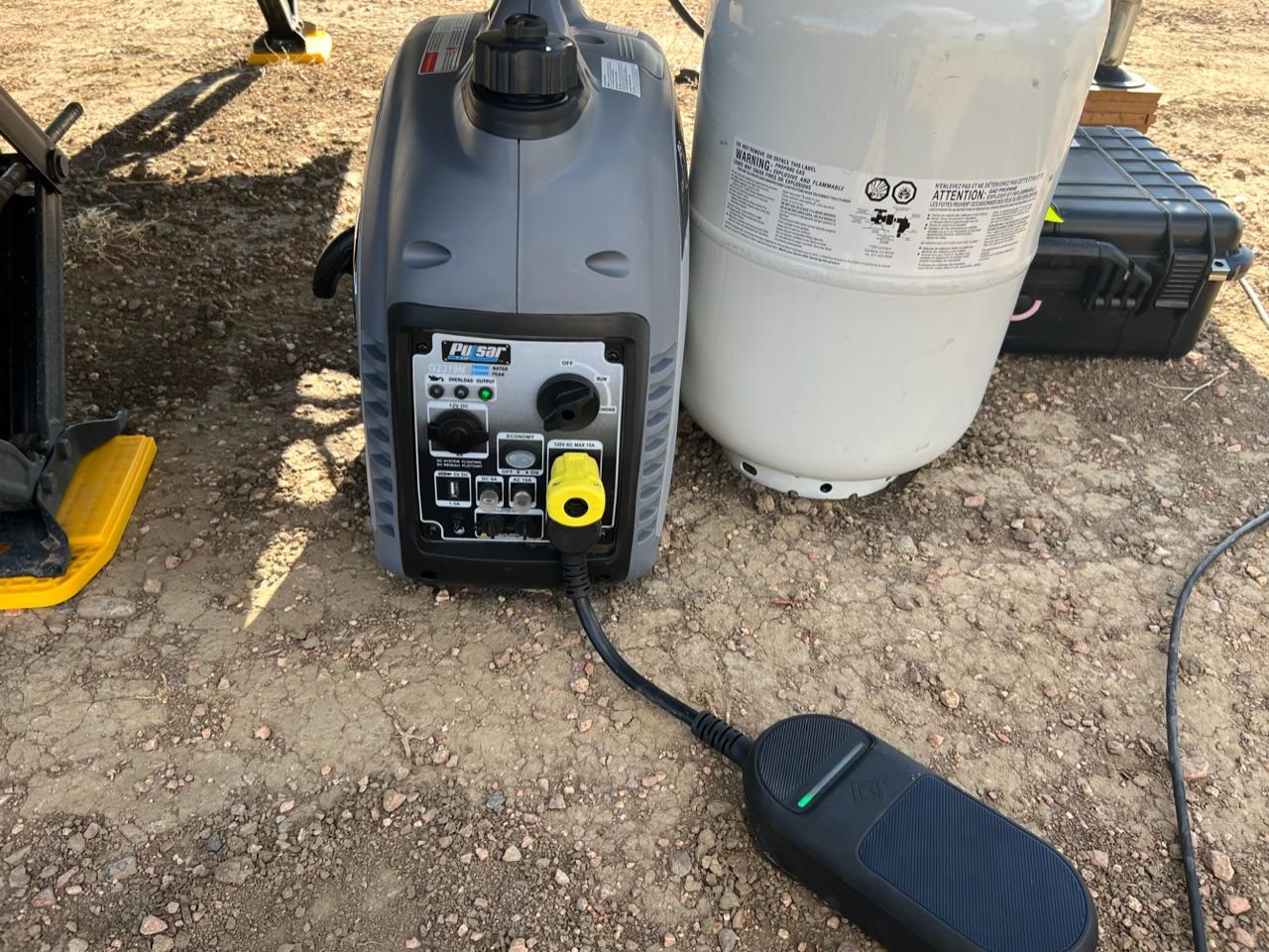 Rivian R1T R1S Let's Post Generators We Know Work To Charge DAEC324C-1370-441F-BE18-401A7928C1BB