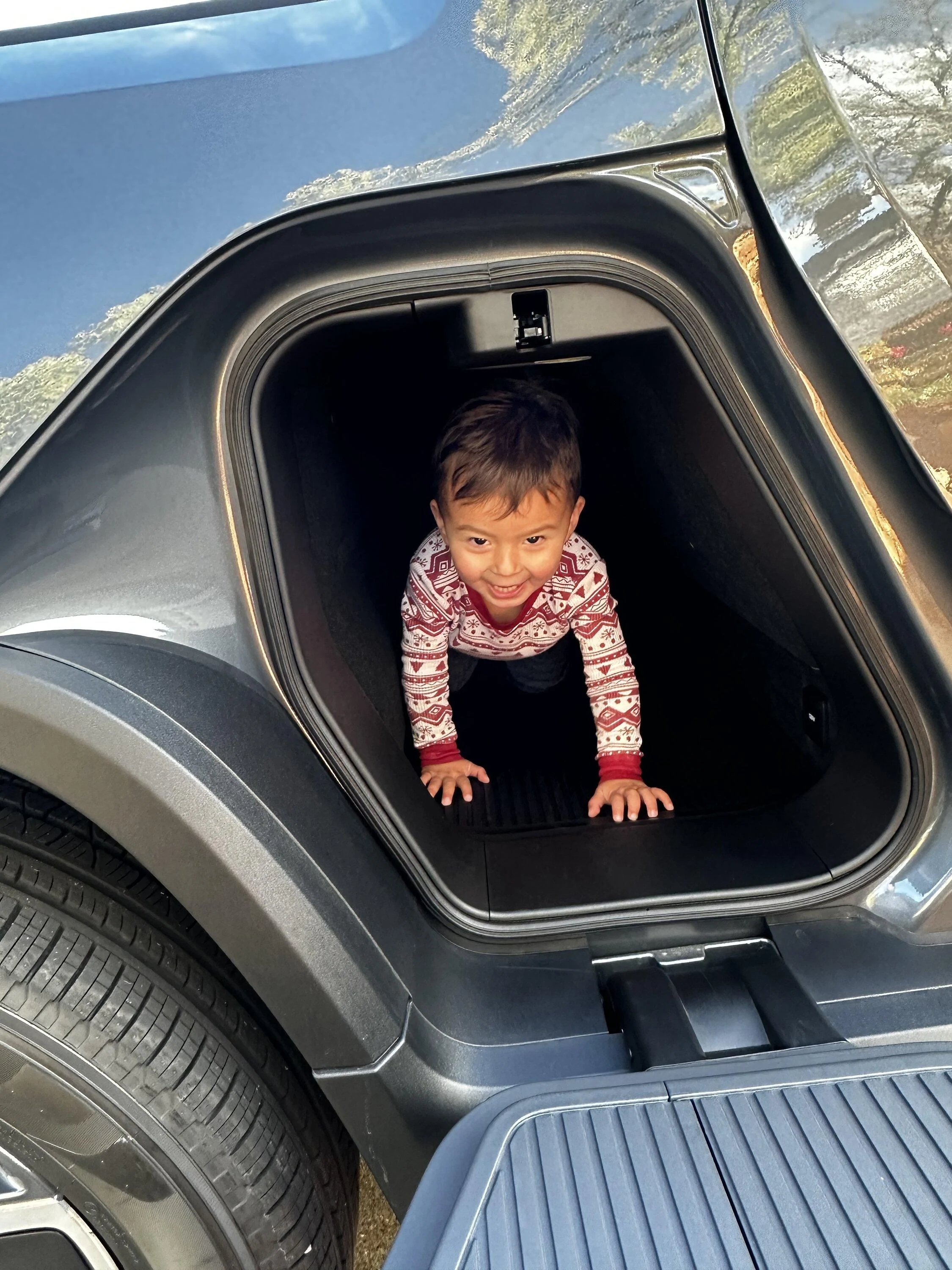 Rivian R1T R1S El CAP GRANITE Rivian Photos F3F49D97-59C5-4537-815D-485D7066D733