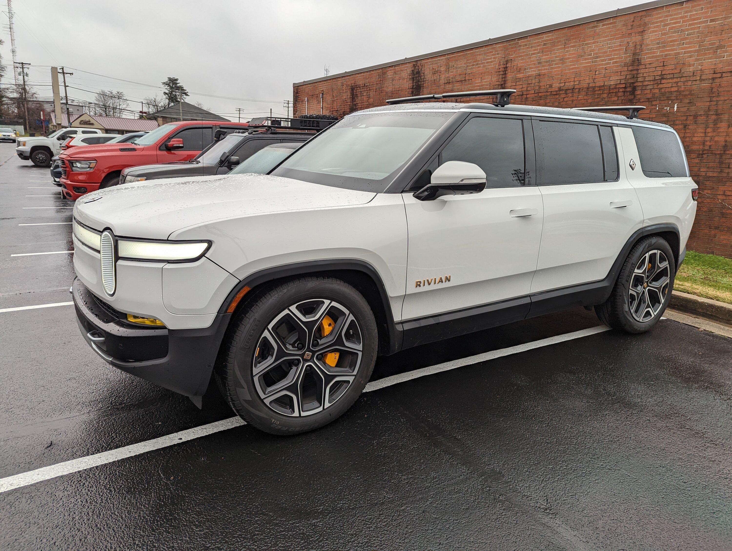 Rivian R1T R1S Kanundrum's R1S Build Thread (1 year Anniversary) PXL_20221207_161300814