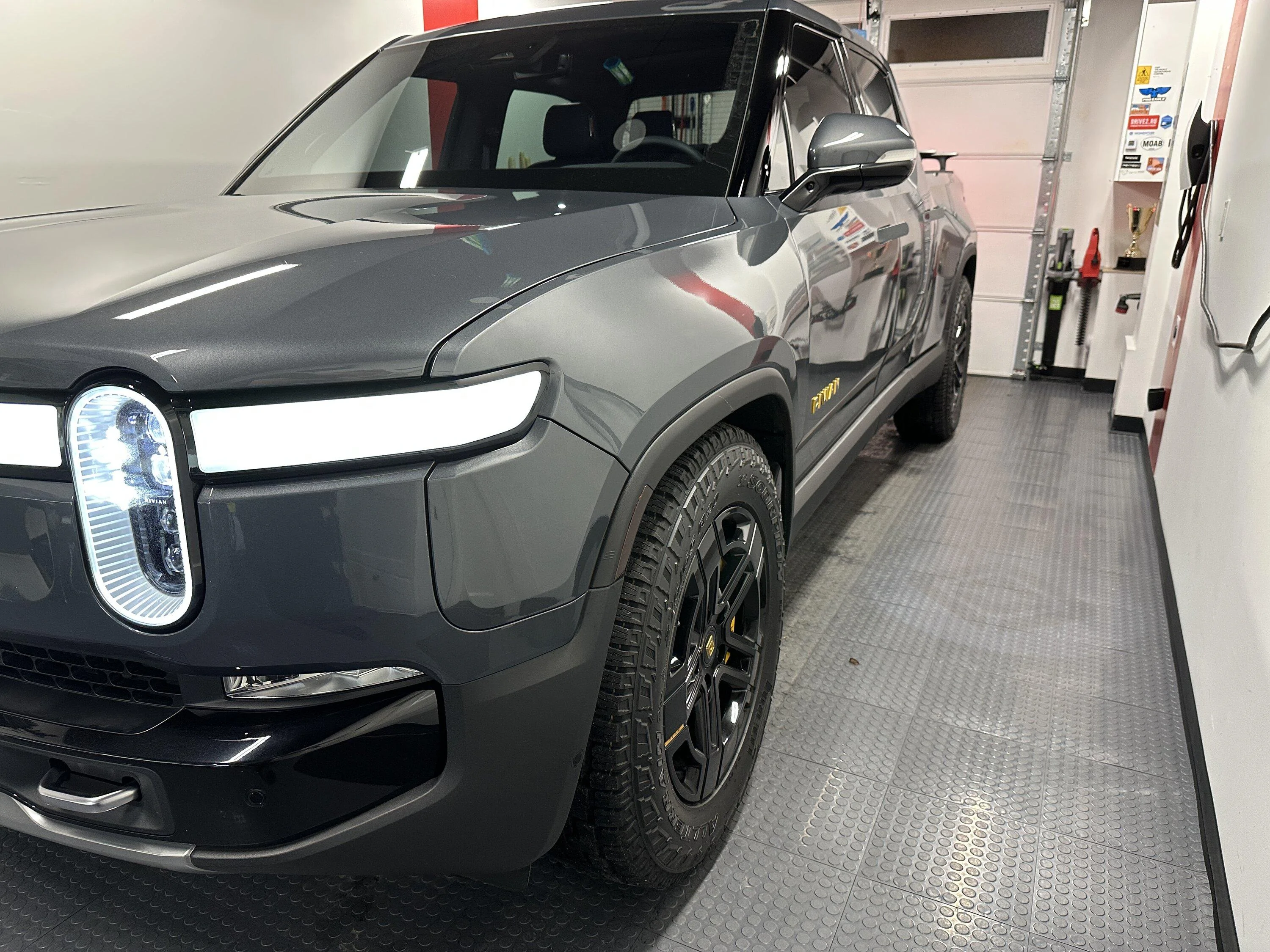 Rivian R1T R1S Rivian service center messed up (fixed!) IMG_1461