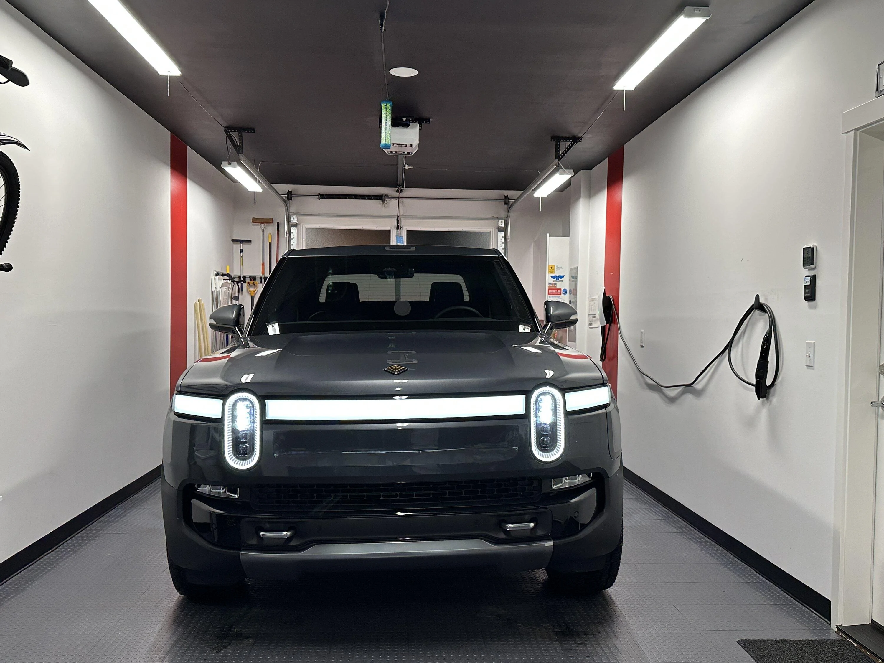 Rivian R1T R1S Rivian service center messed up (fixed!) IMG_1463