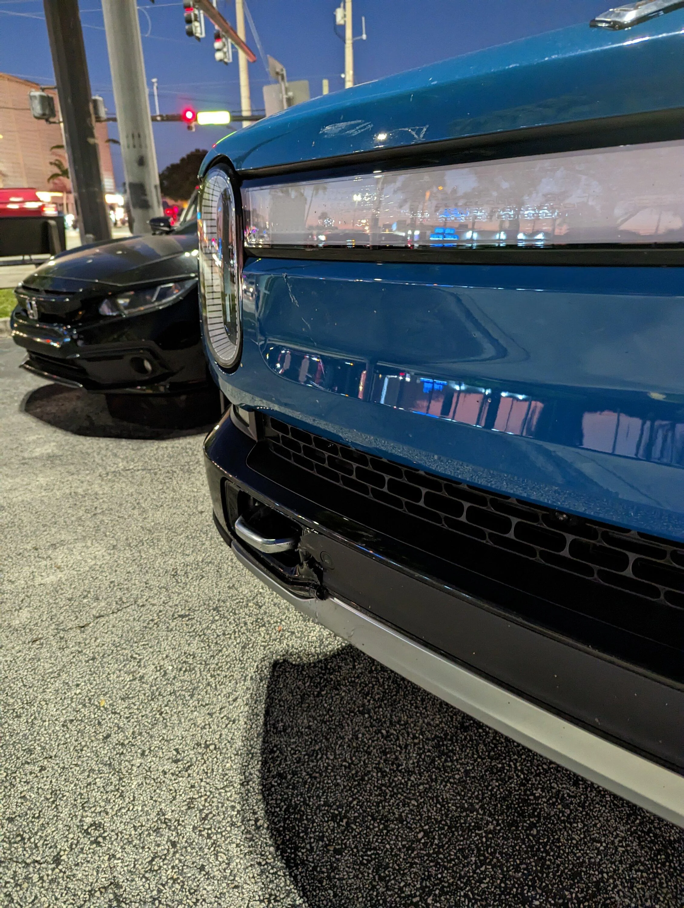 Rivian R1T R1S First Accident - R1T held up well 1000001532