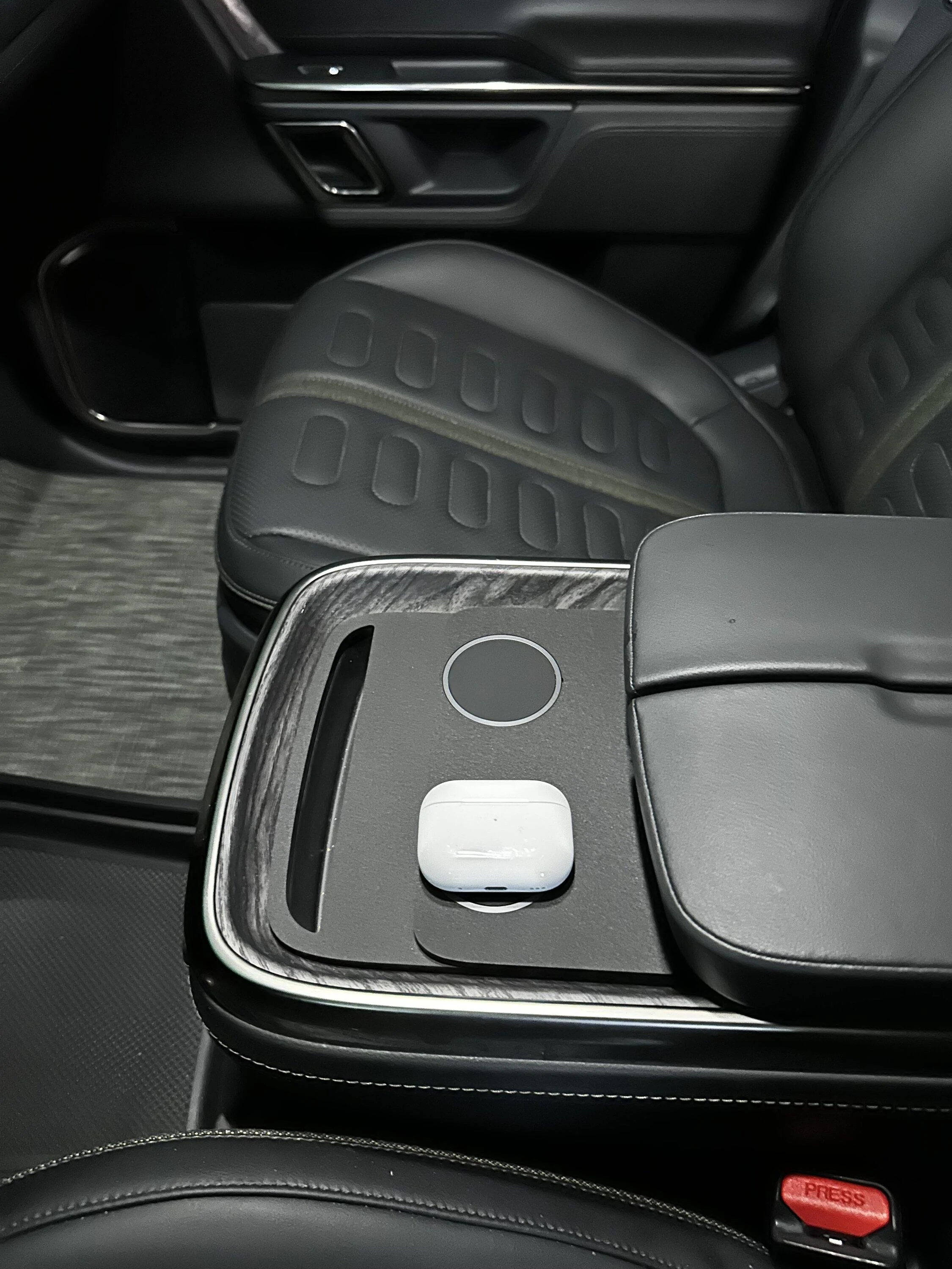 Rivian R1T R1S MagSafe Charger by TWRAPS tempImageI3d0aR