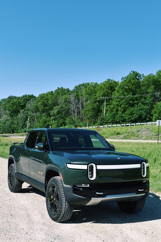 Rivian R1T R1S ? Post Your Best Photo Here For Year-End Rivian Mosaic! DSC950365