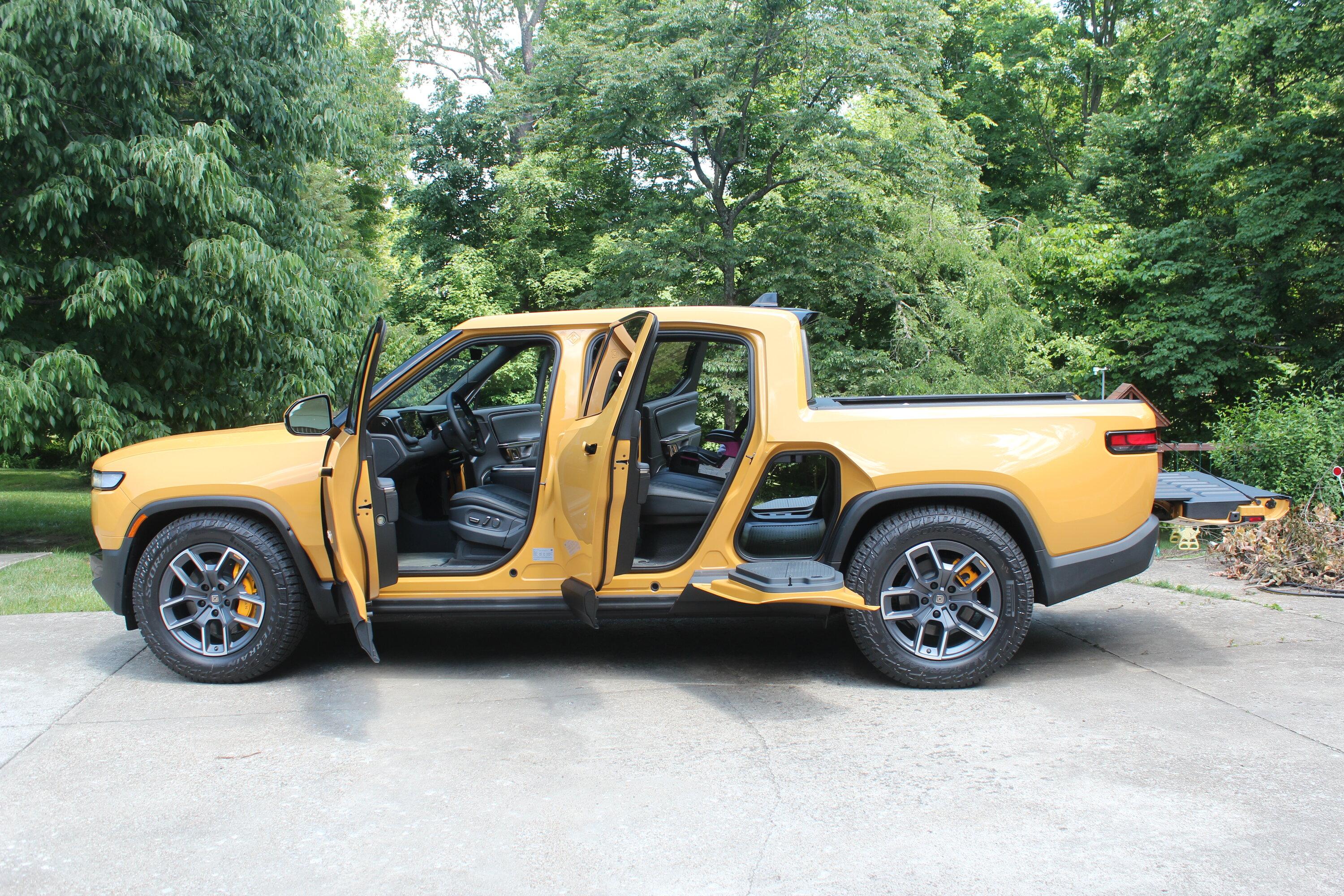 Rivian R1T R1S ? Post Your Best Photo Here For Year-End Rivian Mosaic! IMG_0399.JPG