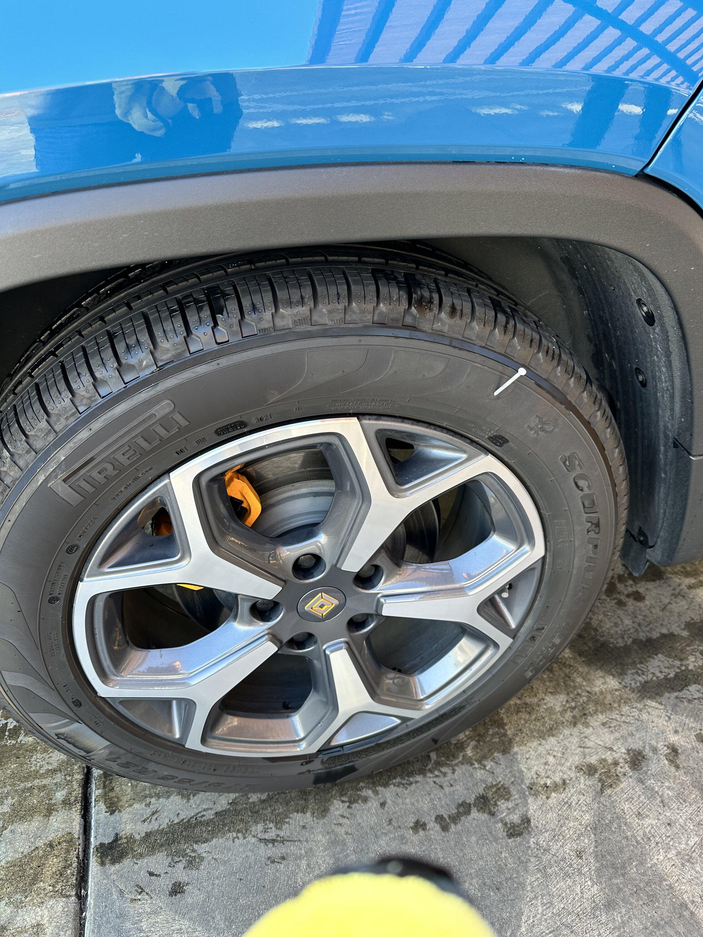 Rivian R1T R1S Where to buy a cheap 21" factory tire replacement? IMG_0876