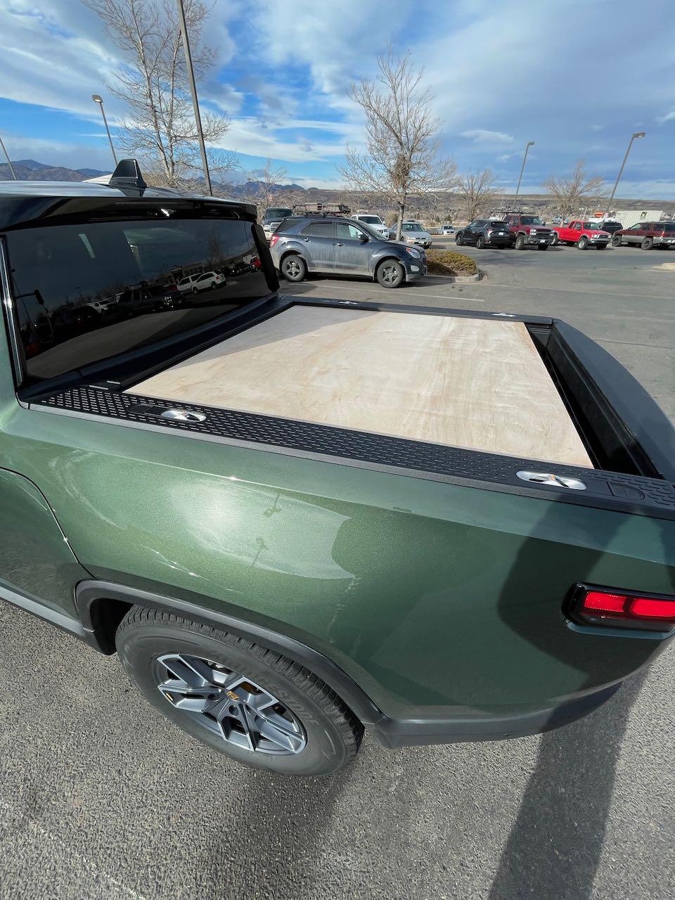 Rivian R1T R1S DIY temporary tonneau / bed cover? IMG_8174