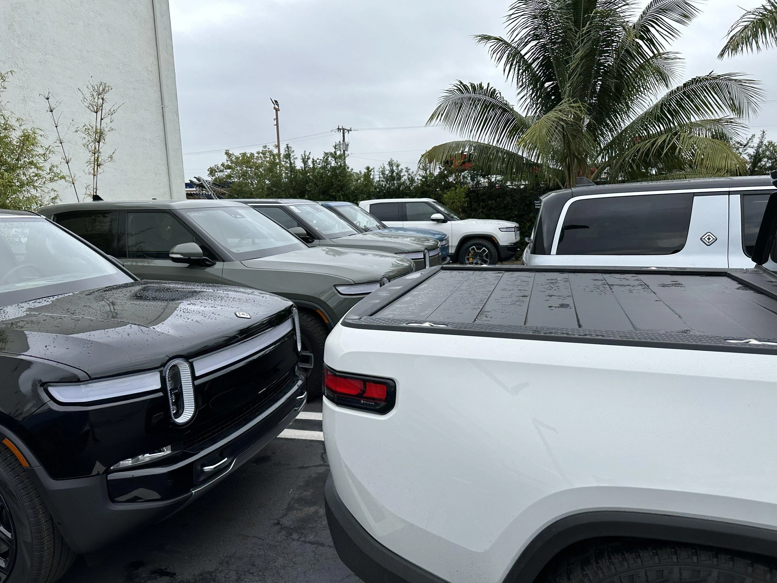 Rivian R1T R1S Visited the Rivian Miami Service Center - Photos B6EA4E88-7EAA-494C-BC6C-70595BCC893B