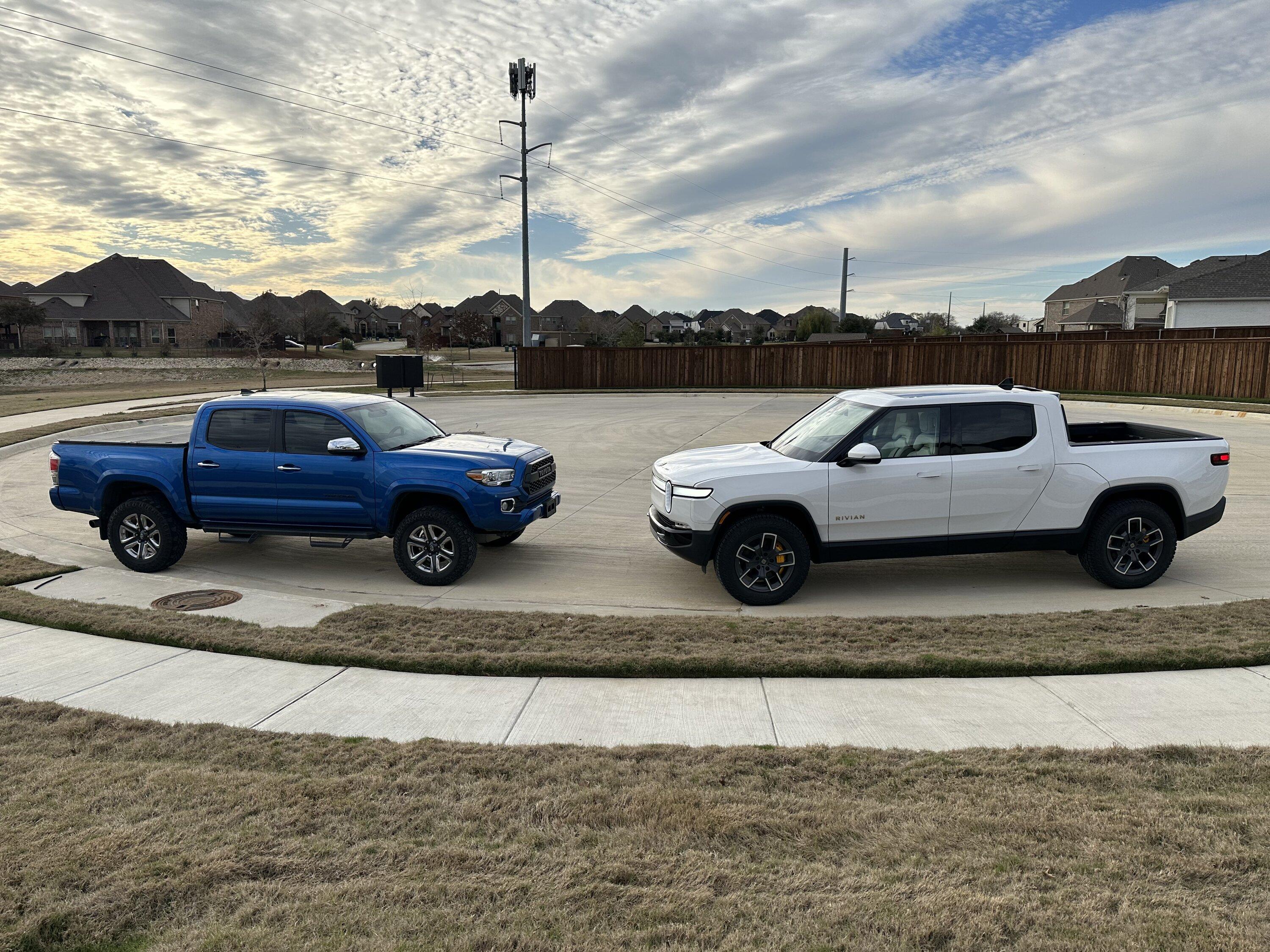 Rivian R1T R1S R1T Orders: Dec '22 - Jan '23 -- Status Room IMG_3147.JPG