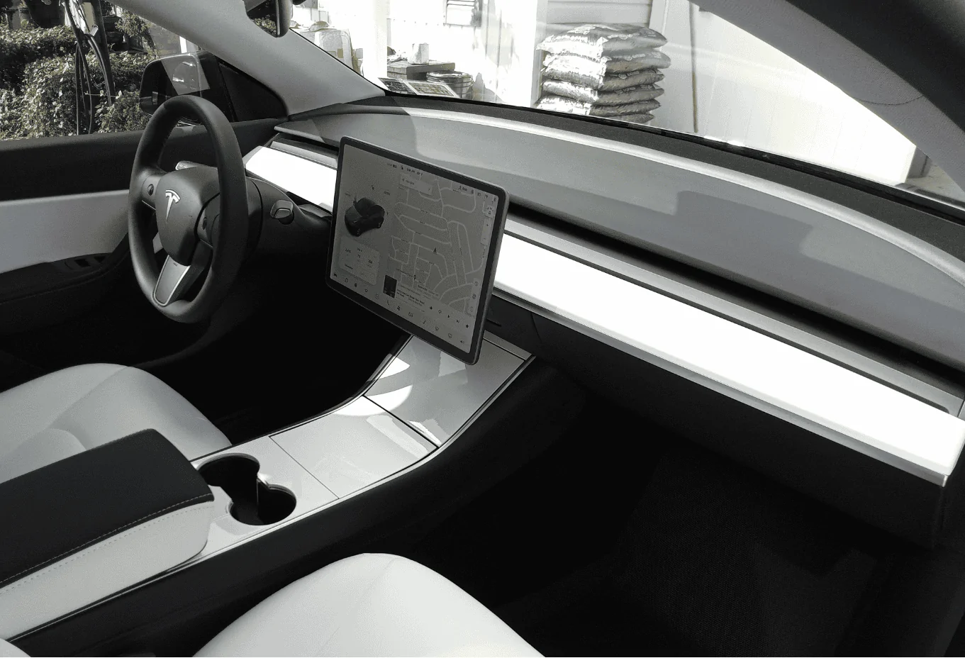 Rivian R1T R1S Can’t decide on ocean coast interior 1671397338793