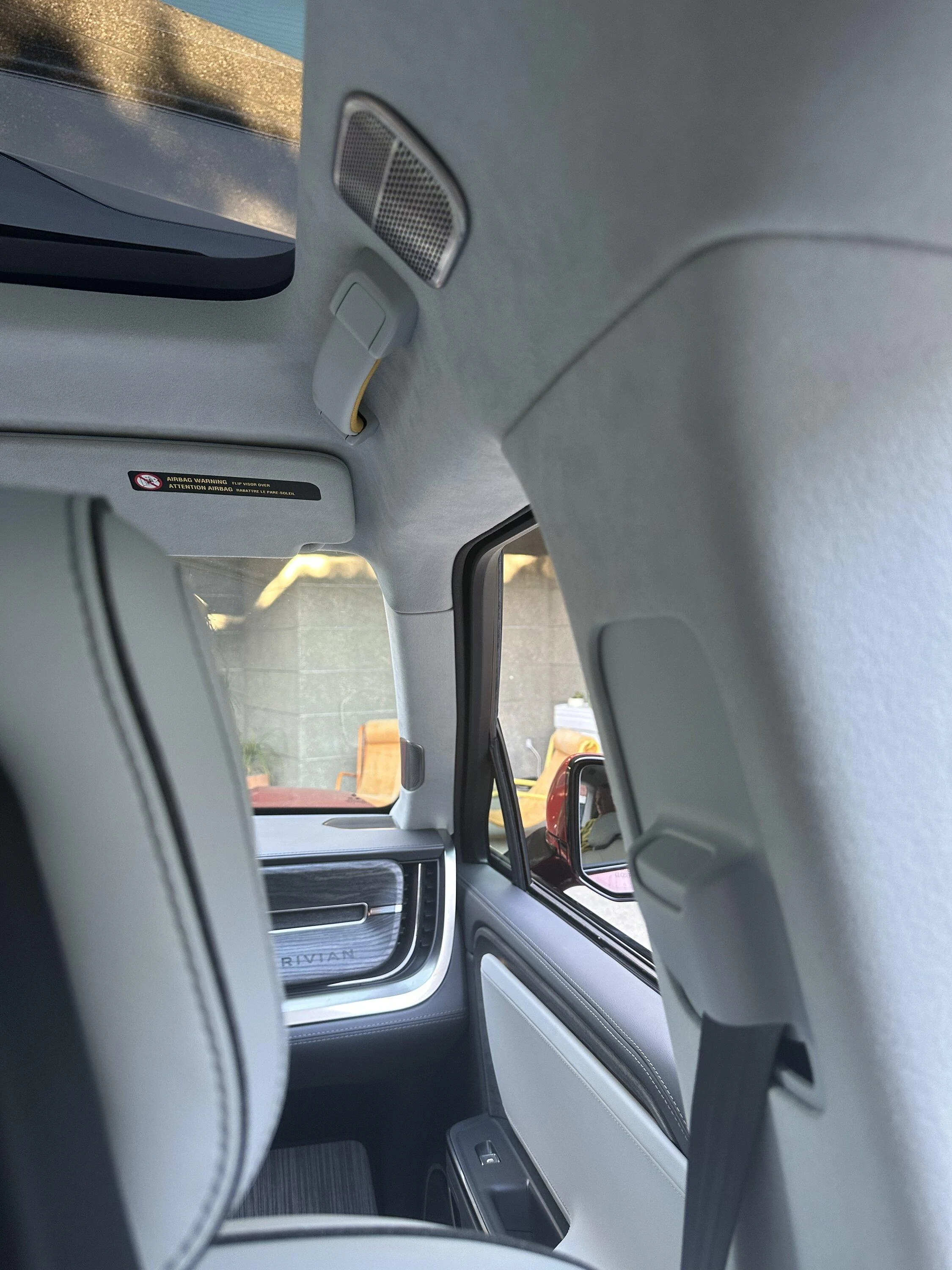 Rivian R1T R1S OCEAN COAST Rivian Interior Photos 45FE3D35-0581-4EBE-8DEB-A16CF32E2119