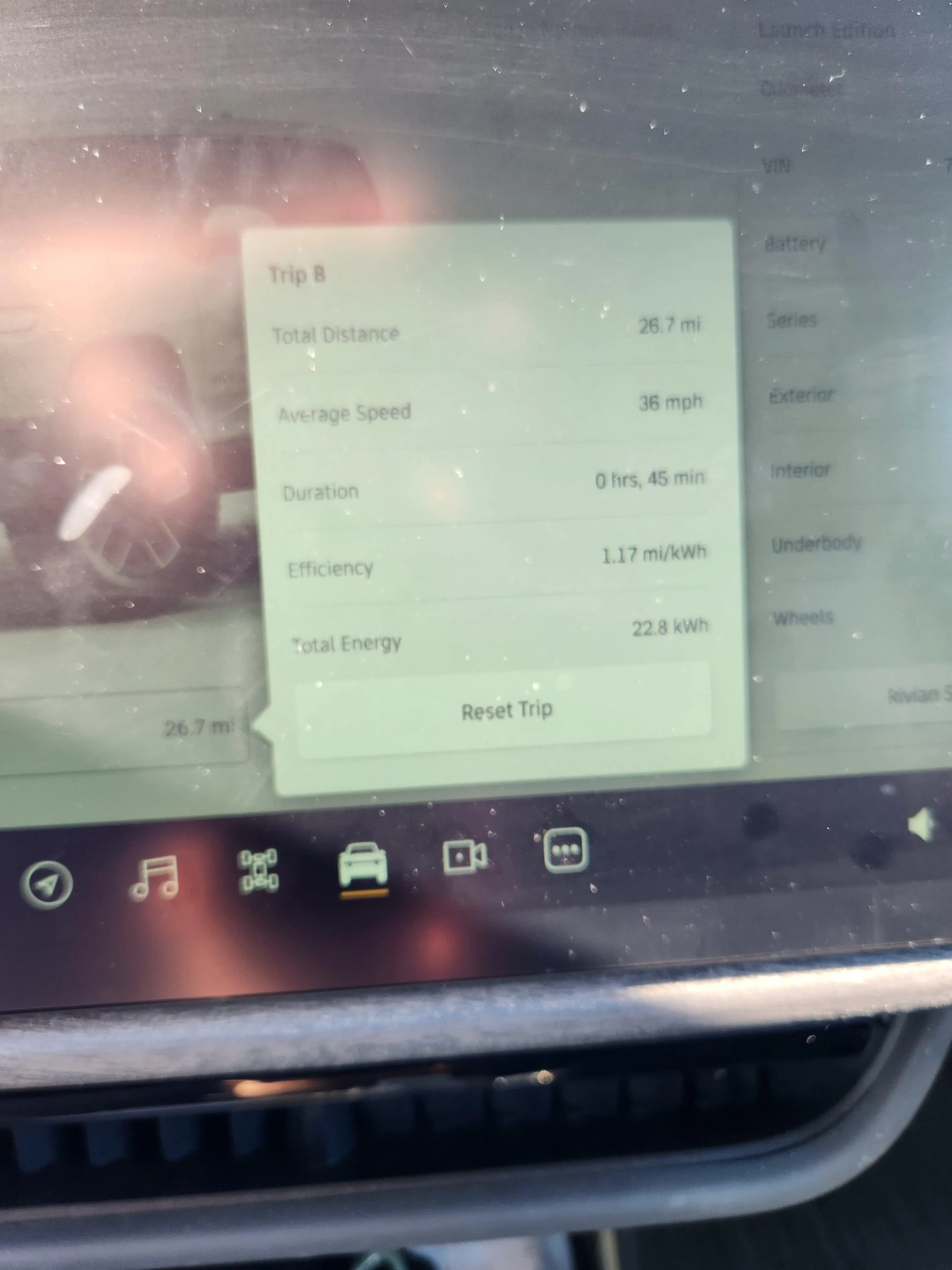 Rivian R1T R1S Towing Report: R1T pulling 5,500Lb trailer weight 20221219_124755