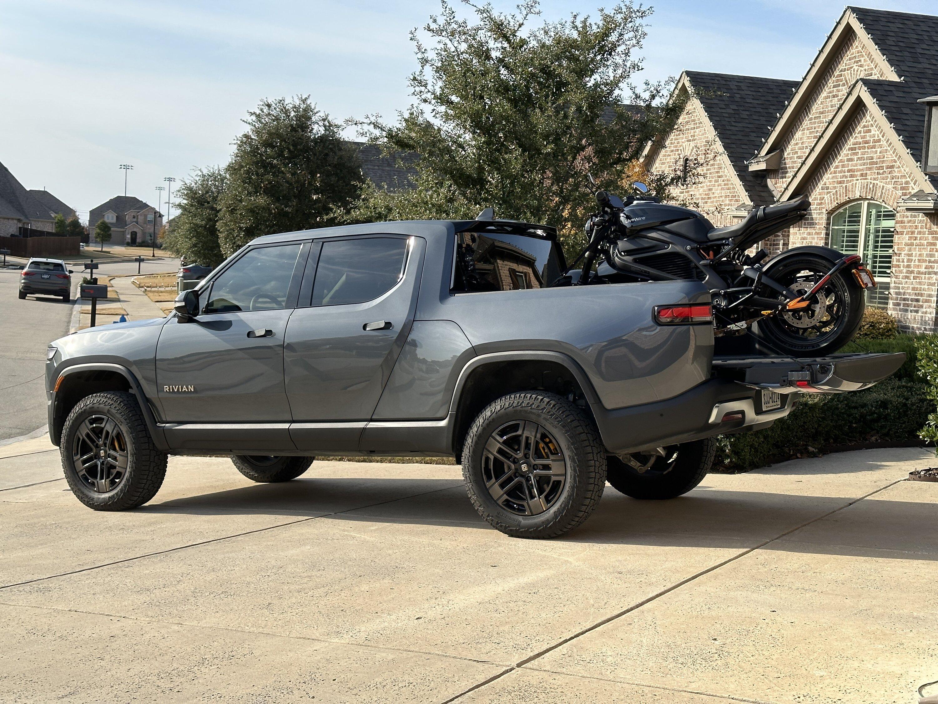 Rivian R1T R1S What do you use your R1T bed for?  (Picture Edition) IMG_4097.JPG