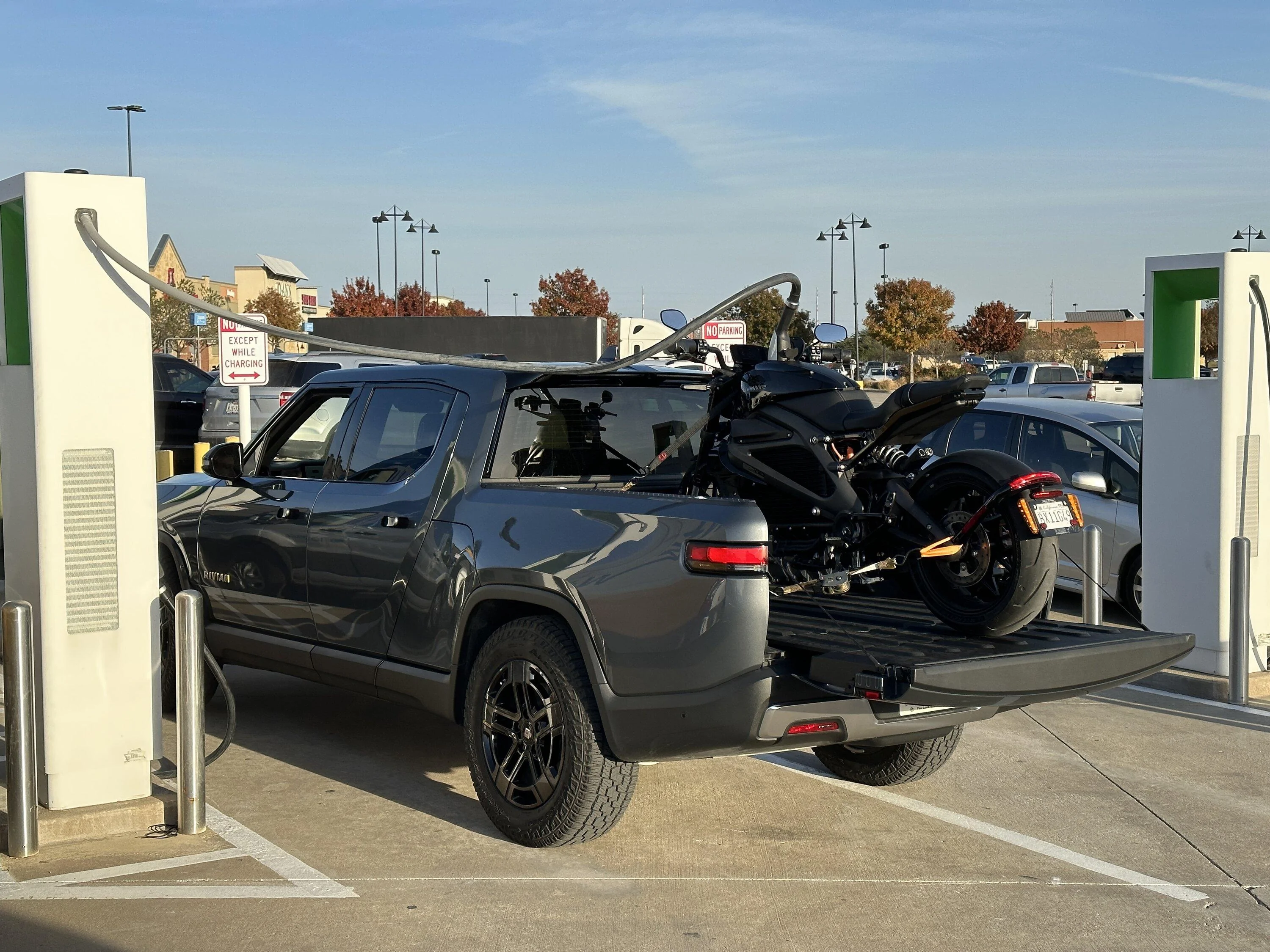 Rivian R1T R1S What do you use your R1T bed for?  (Picture Edition) IMG_4104