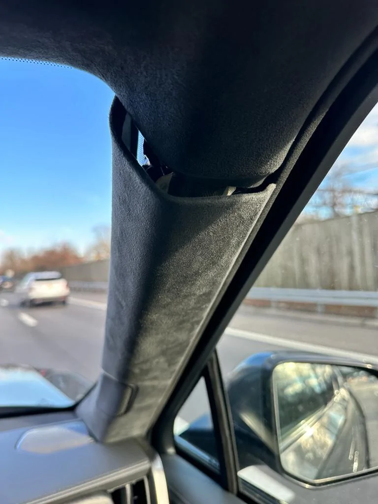 Rivian R1T R1S Quality issues rivian-r1t-right-pillar